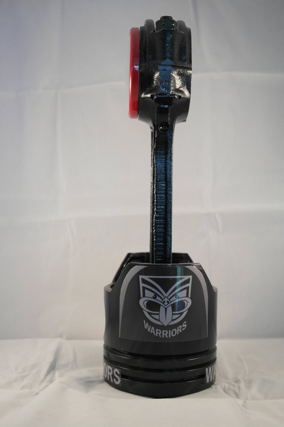 New Zealand Warriors Piston & Rod Desk Clock