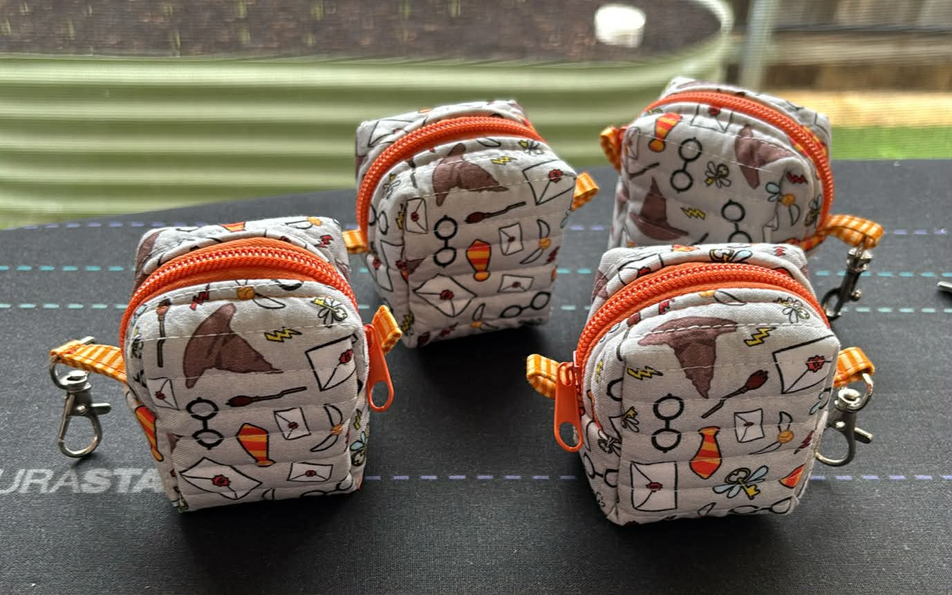 Itty Bitty Box Pouch
