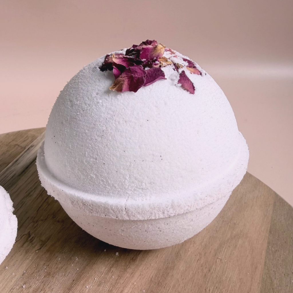 Rose Aura Bath Bomb | Rose Geranium — 6.4cm