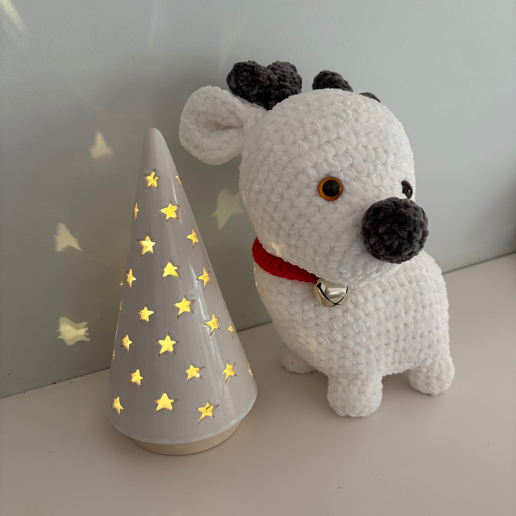 Crochet white reindeer