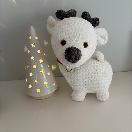 Crochet white reindeer