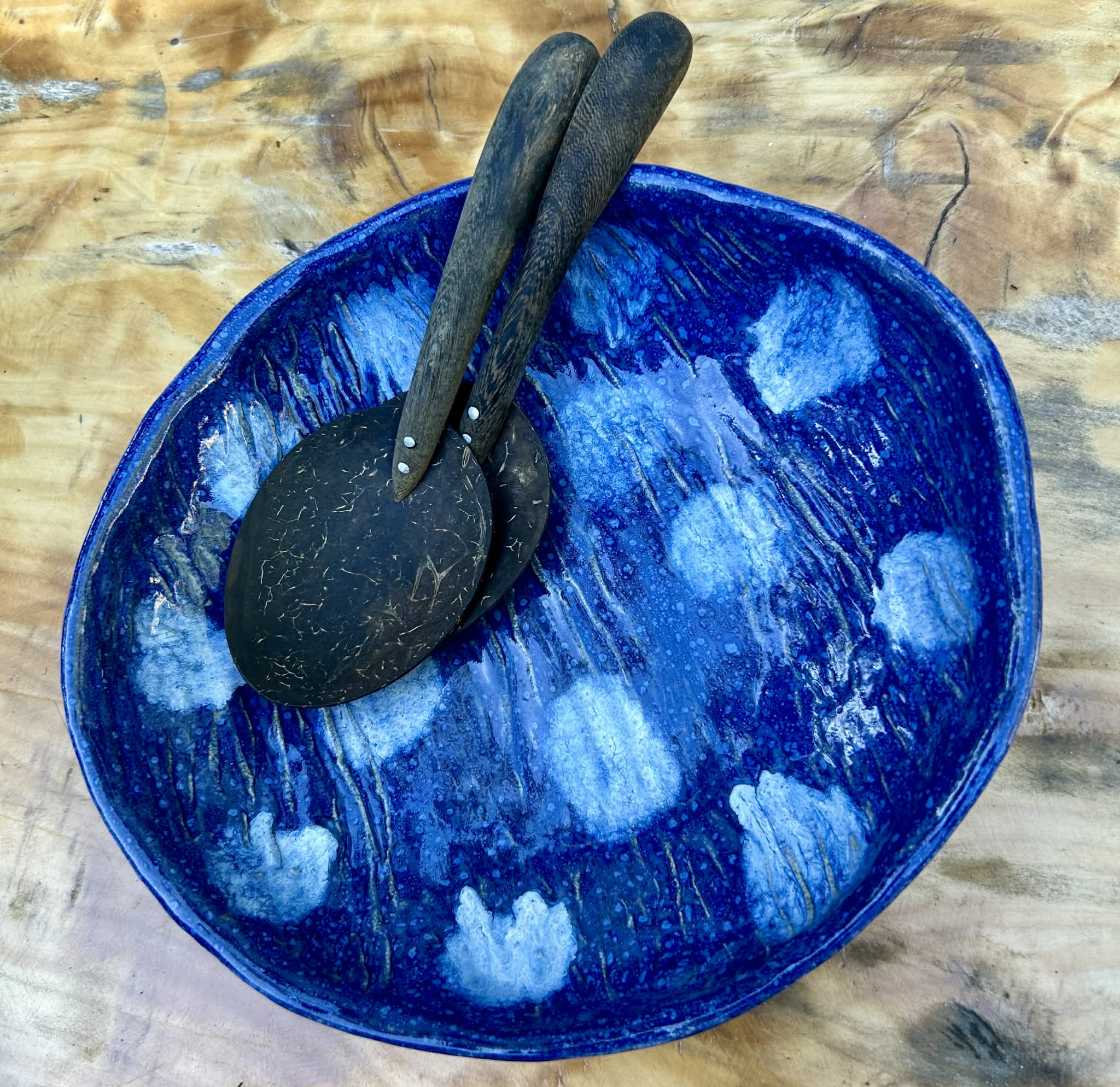 Spotty Dotty ceramic salad bowl