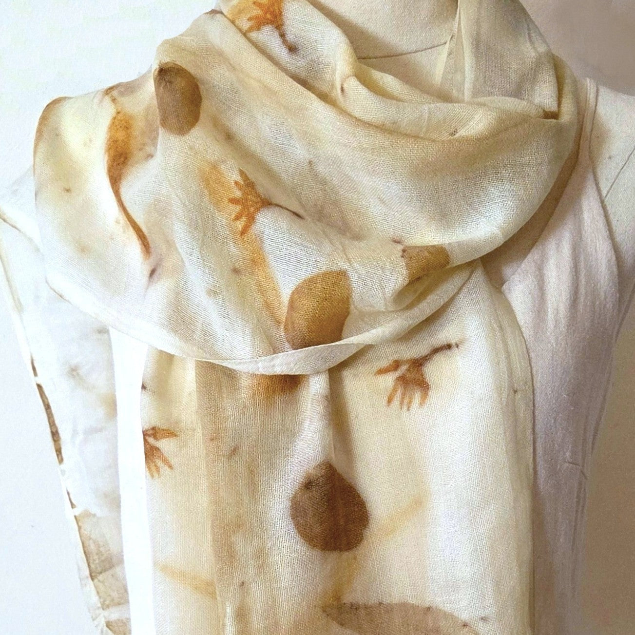 Fine Handloomed Pure Wool - Botanical Print Scarf/Wrap - The Airlee