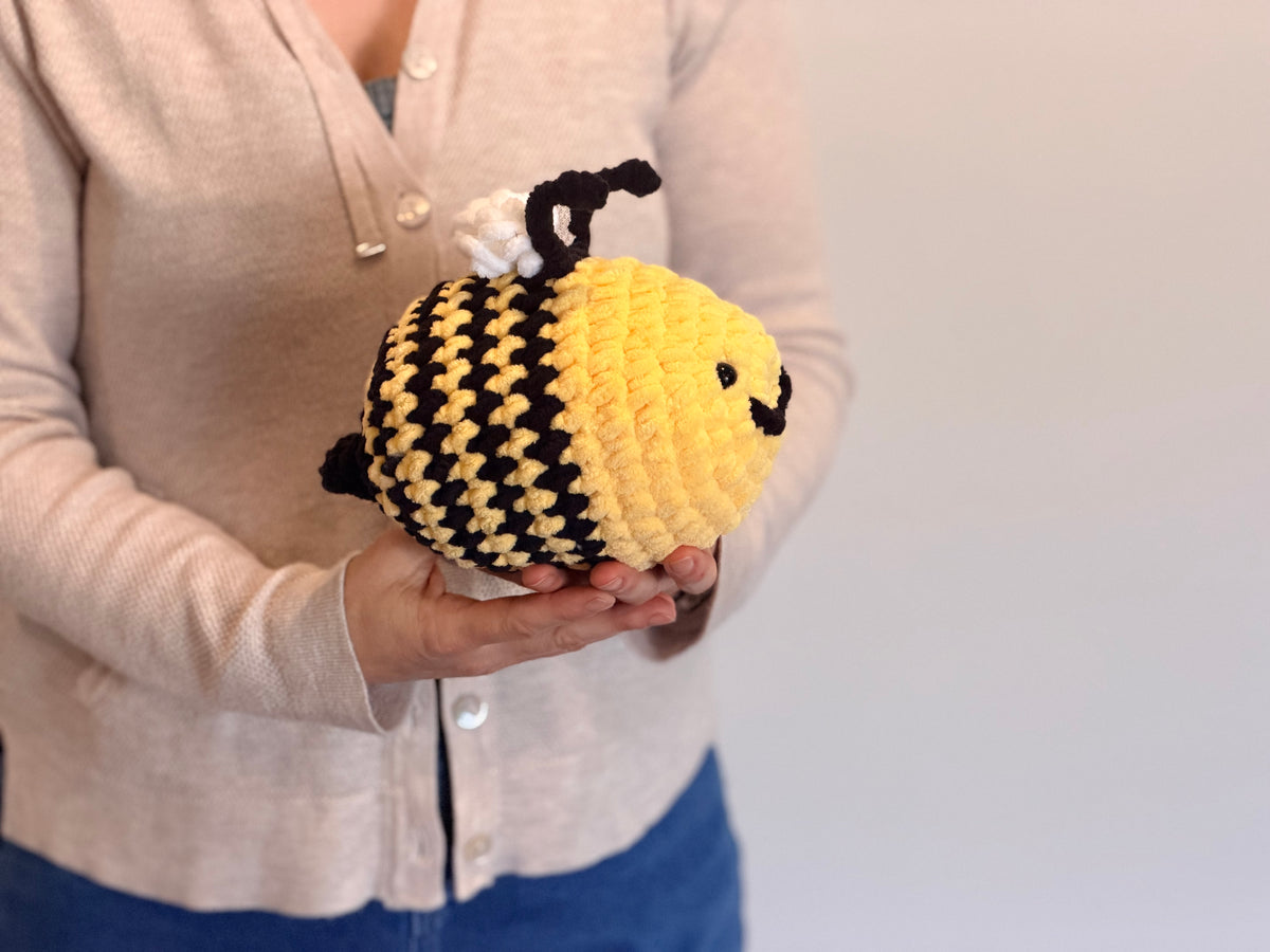Bumble Bee Crochet Toy / House Decor (Small size)