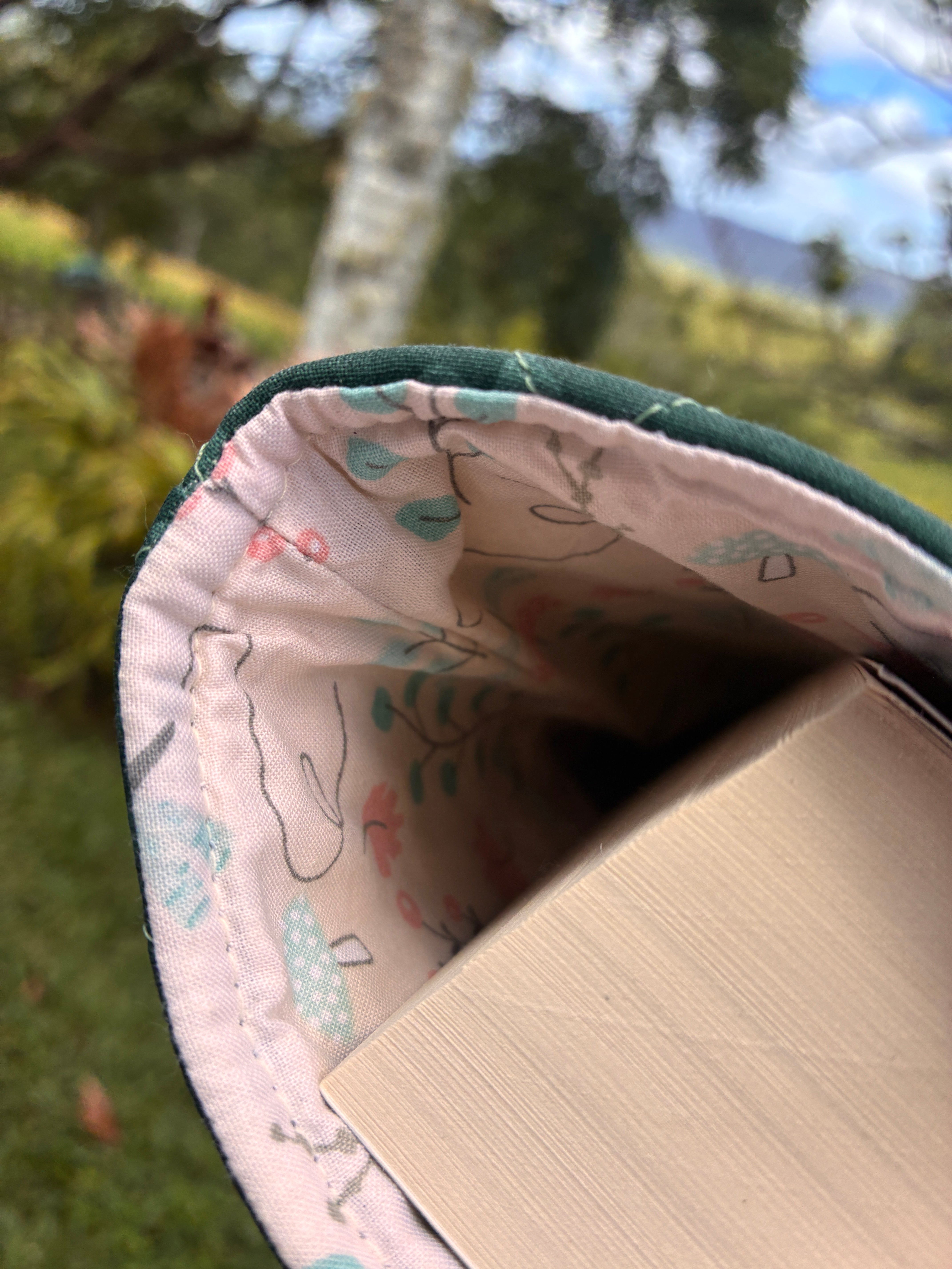Large Book Sleeve (Green Floral)