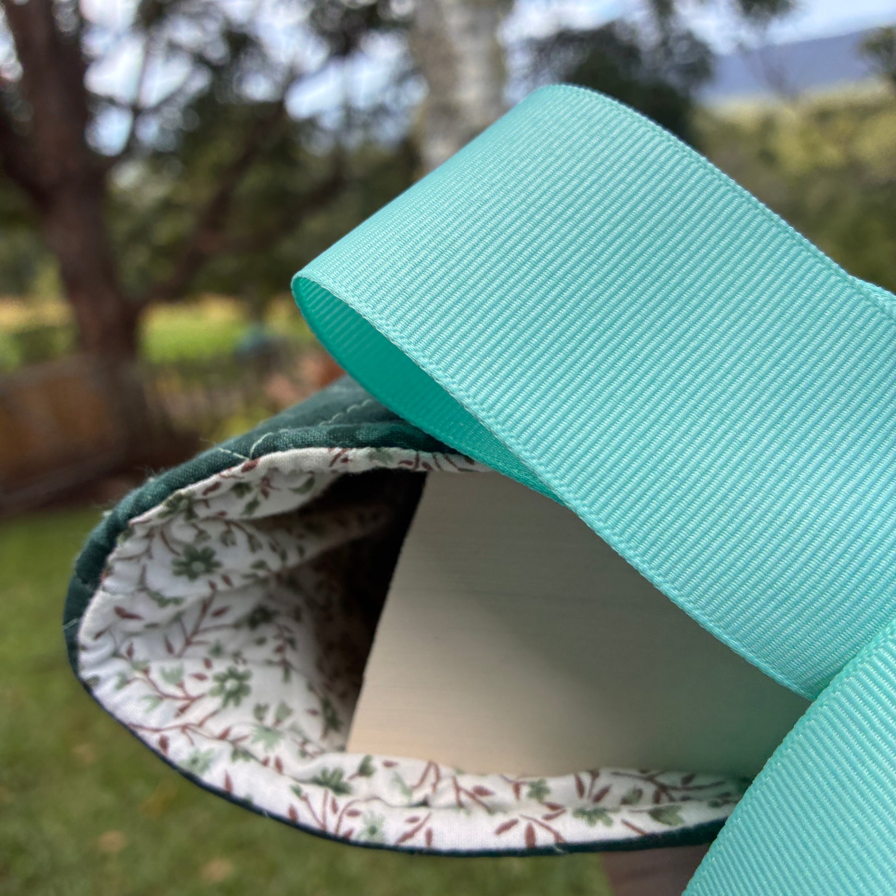 Large Book Sleeve (Green Floral)