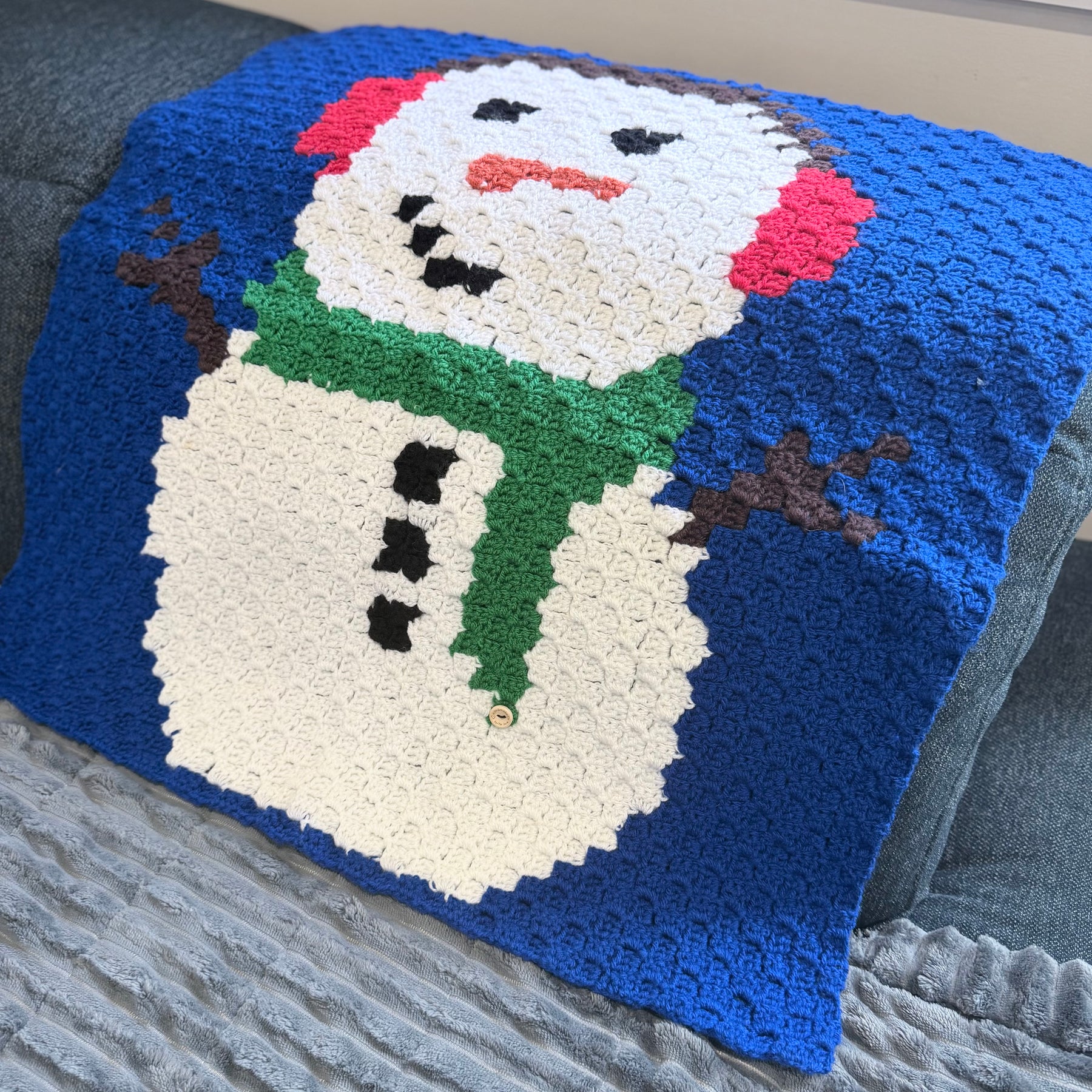 #033 Child Size Snowman Blanket