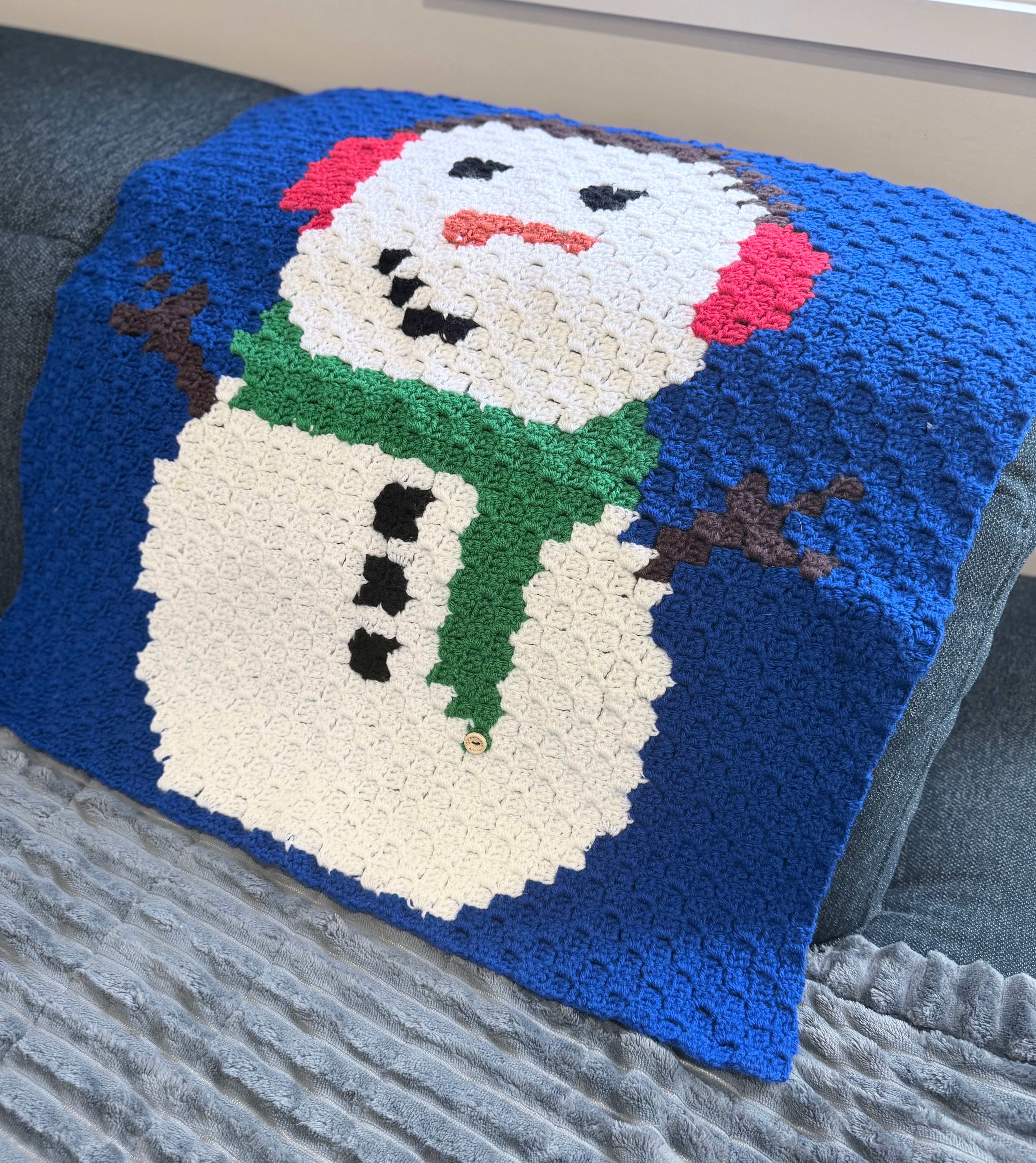 #033 Child Size Snowman Blanket