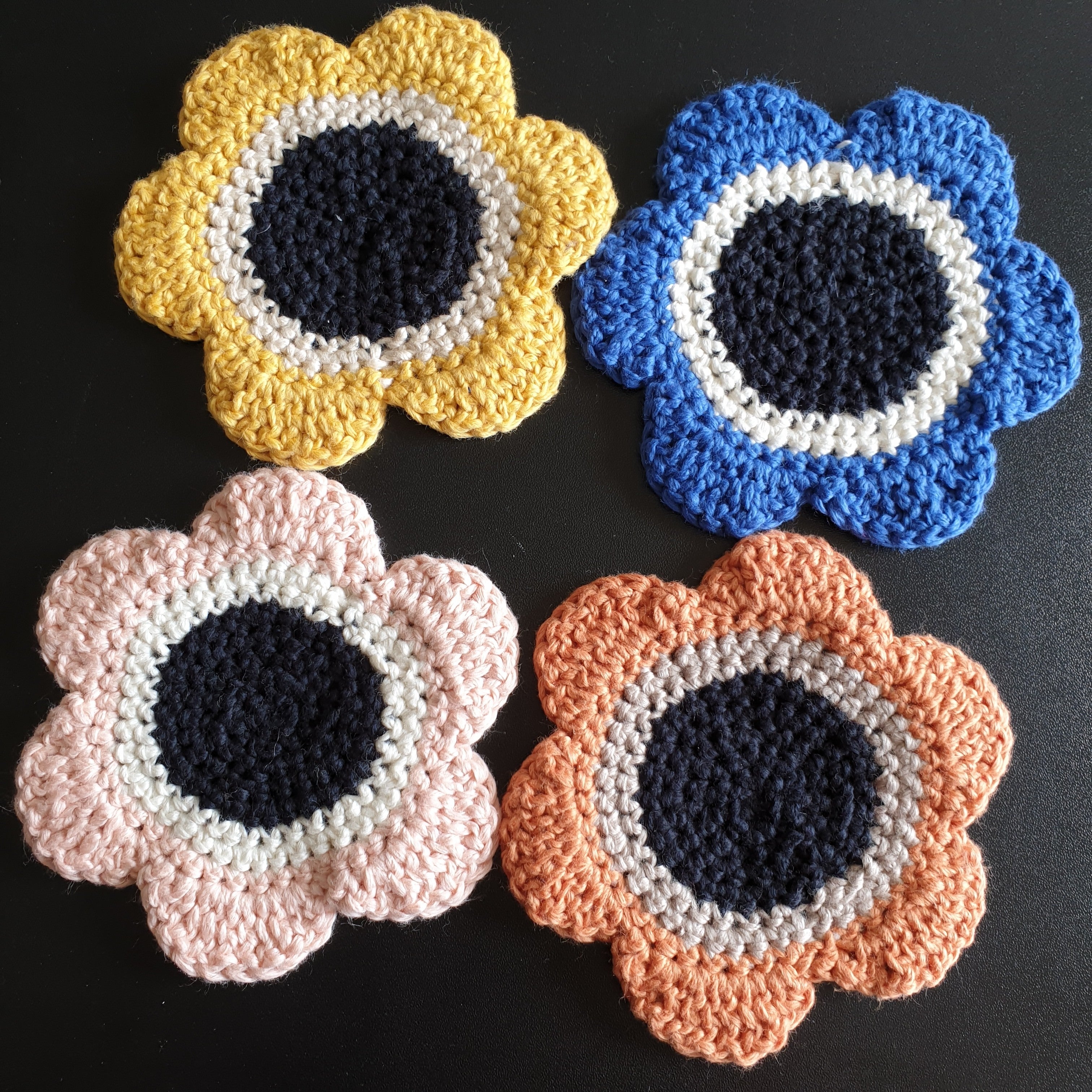 Hand knitted Daisy Flower Soft Coaster : Green Yellow Orange