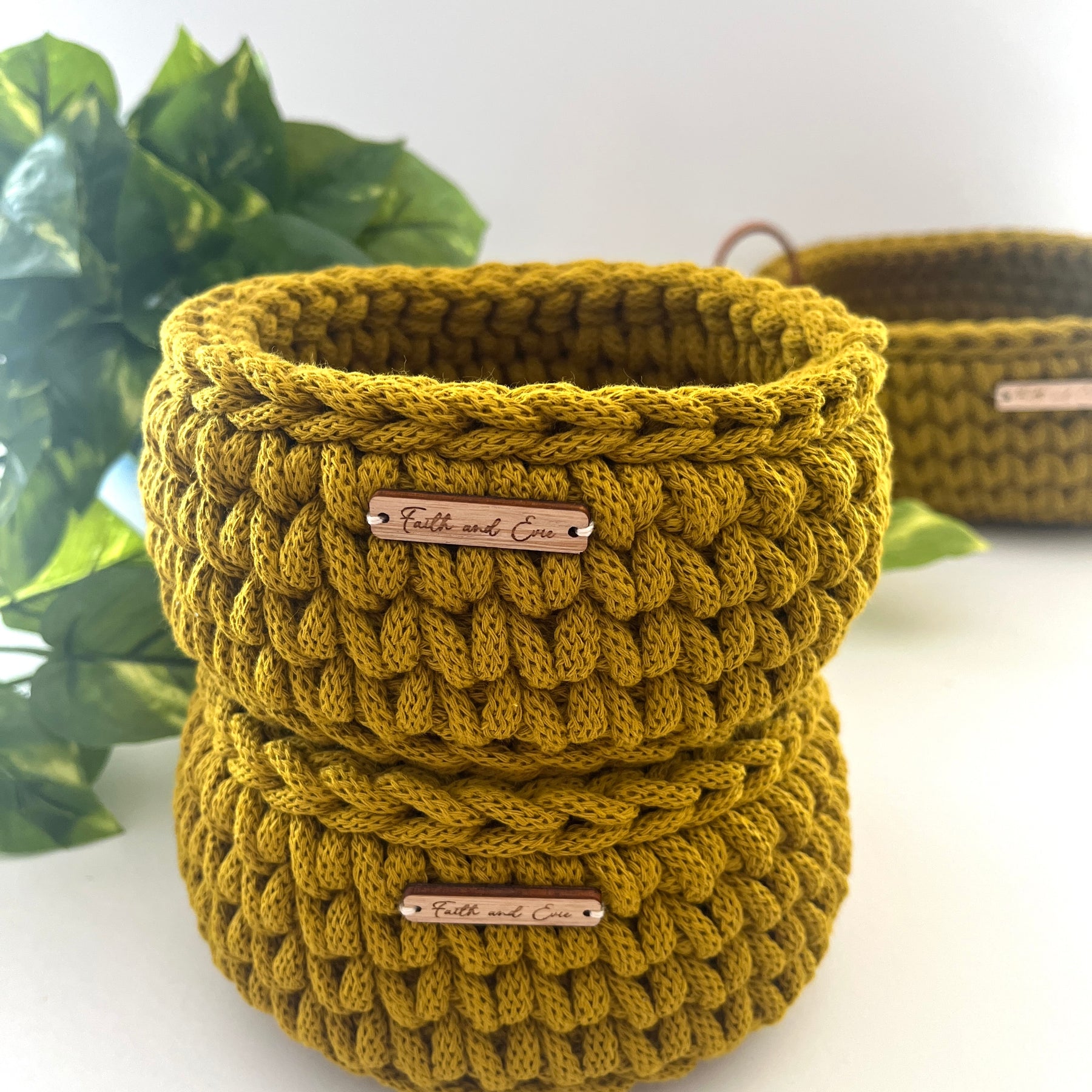 Small crochet basket - colour Spicy Yellow