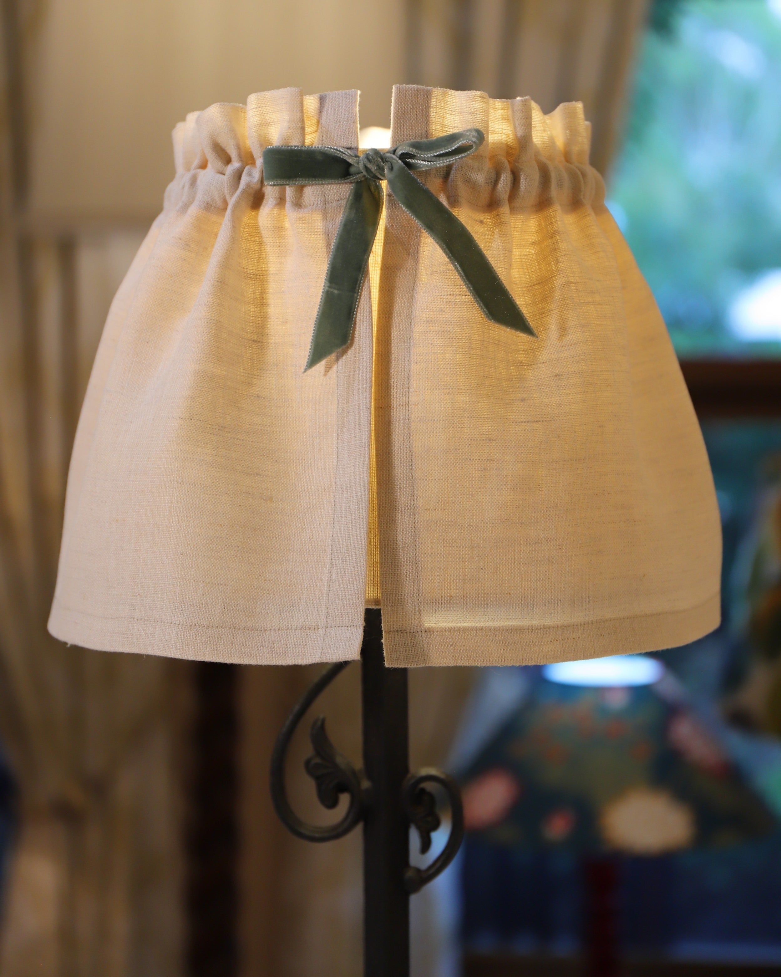 Lampshade skirt with velvet ribbon - Small
