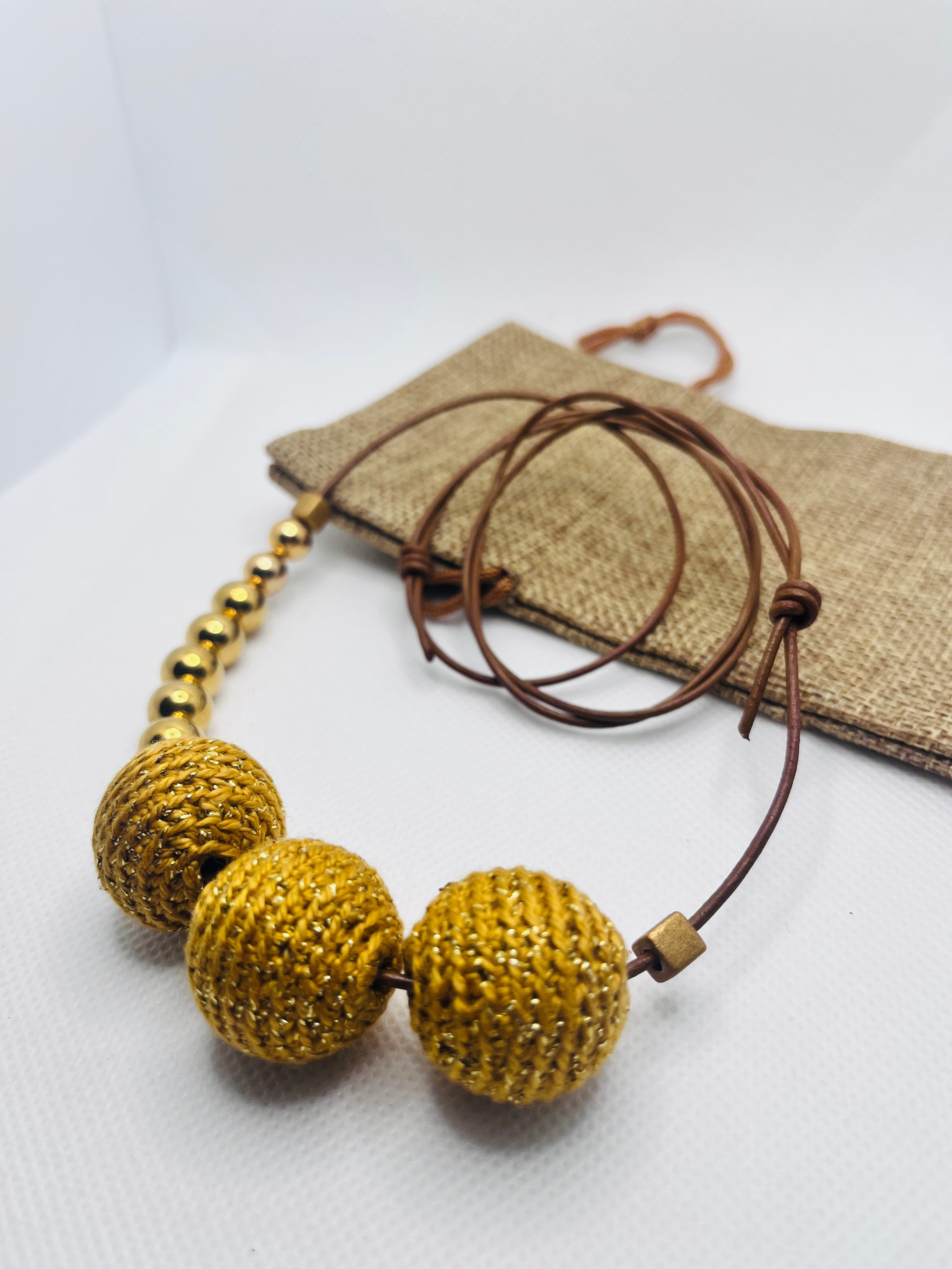 Handmade strand necklace - Gold #1