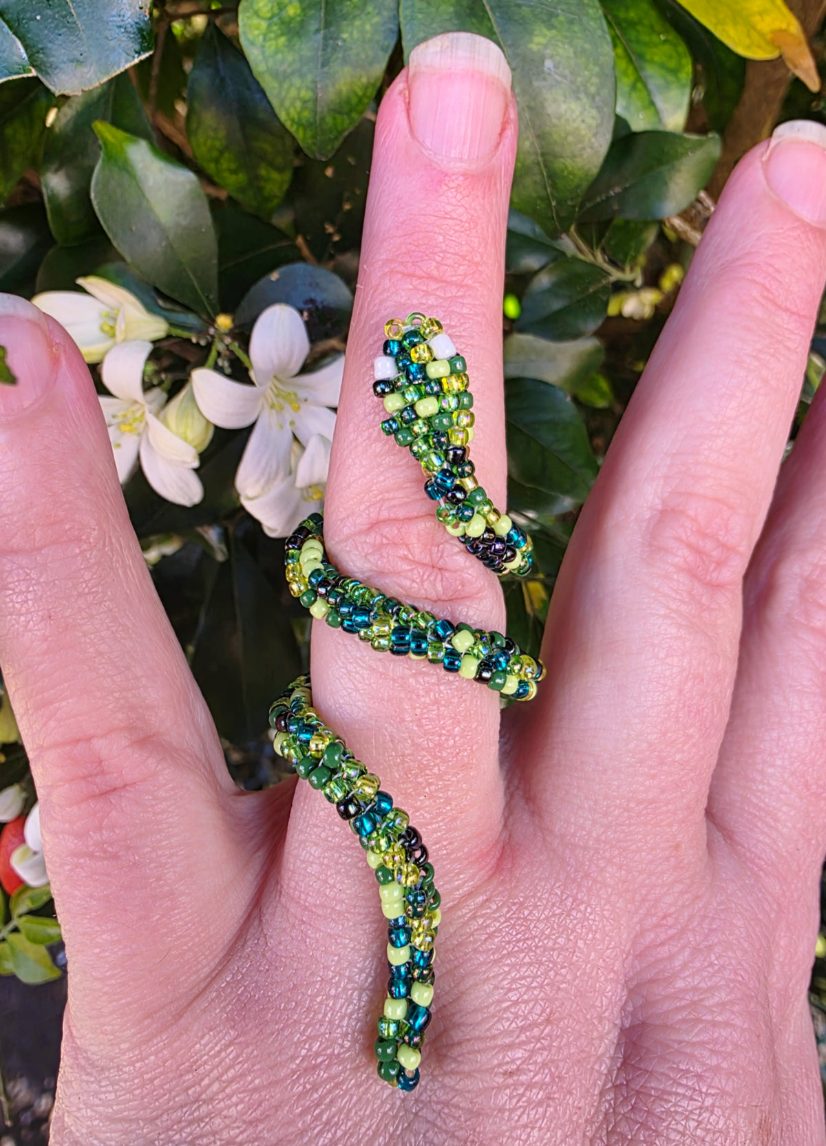 Flexible Beaded Snake Ring - Greenie