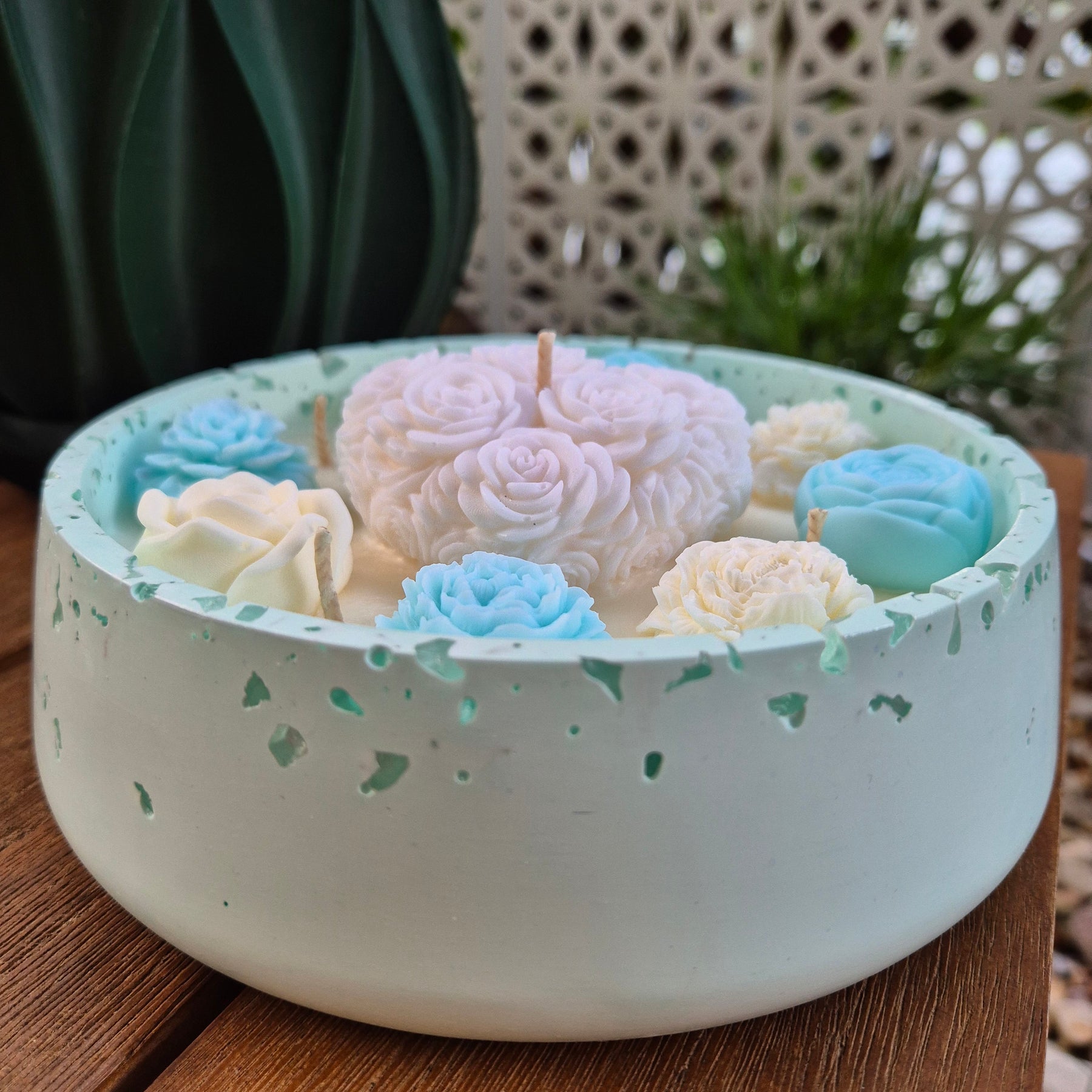 Large soy wax concrete bowl candle with white floral heart and roses