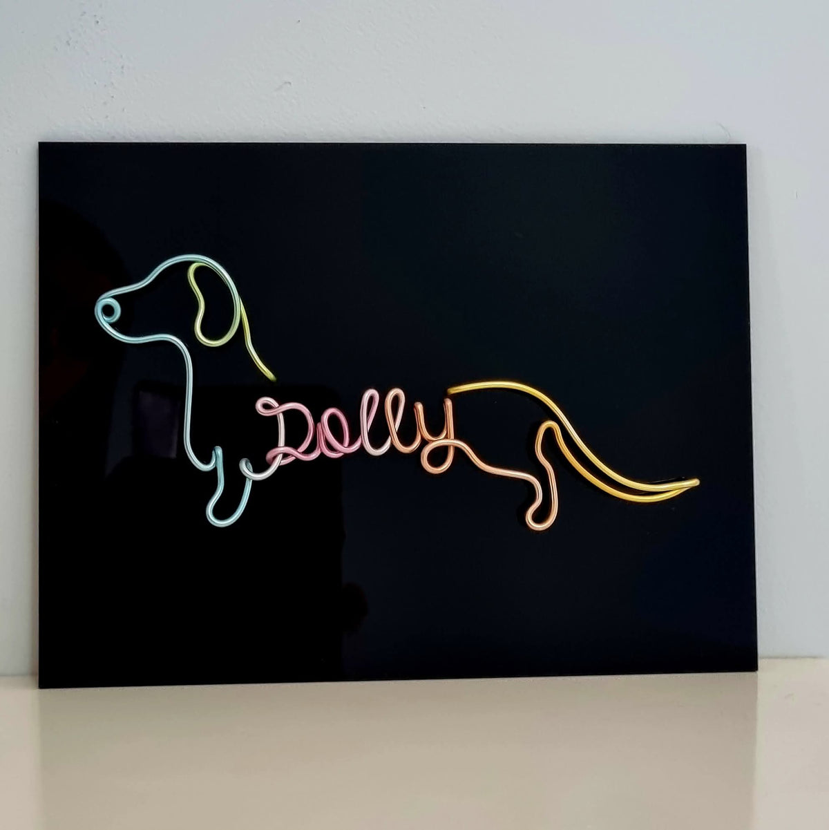 Personalised Dachshund Wire Art Plaque | Custom Sausage Dog Name Sign | Wire Dog Portrait Acrylic Plaque | Custom Colour Dog Wall Art | Pet Name Gift