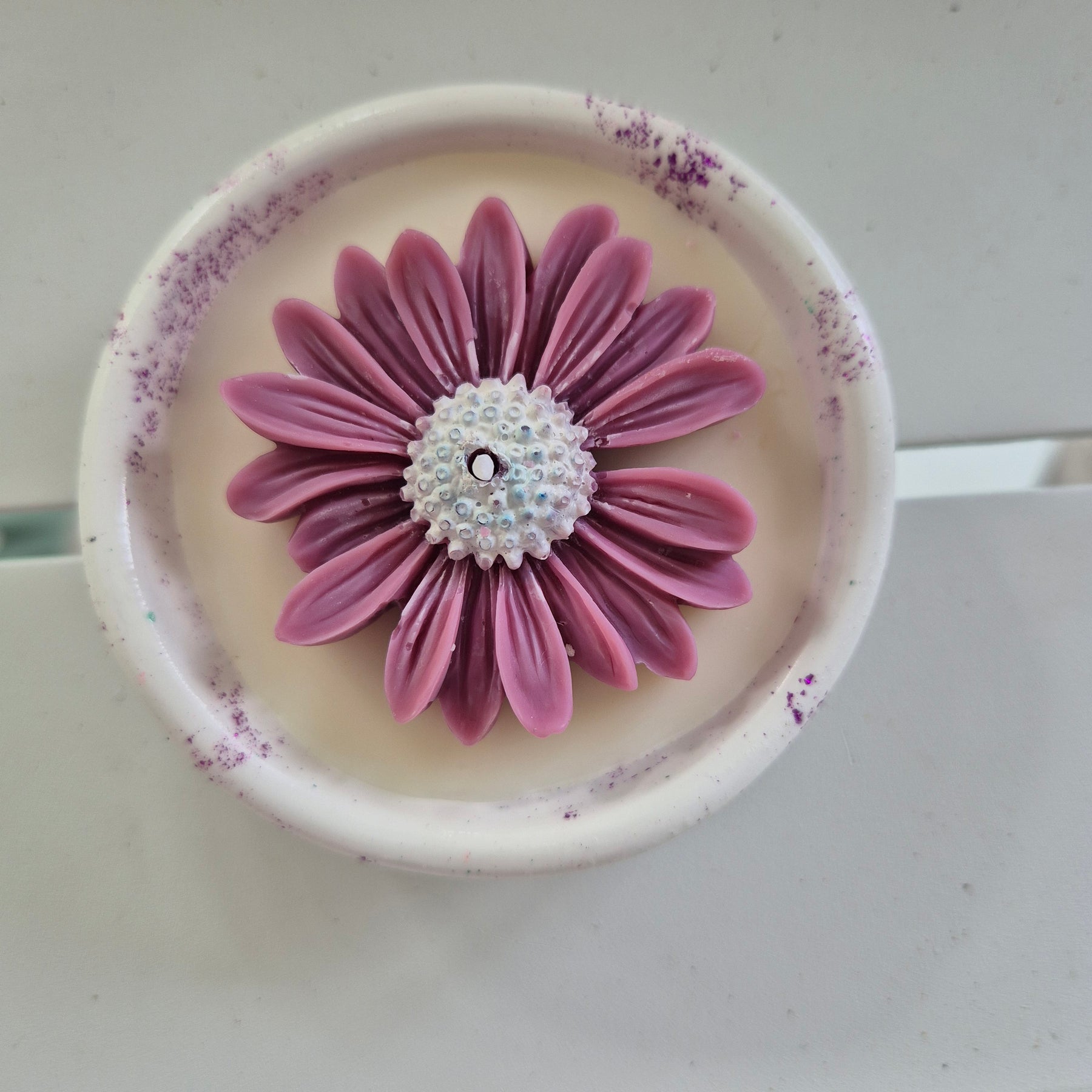 Concrete organic shaped bowl candle with coconut lime fragrance