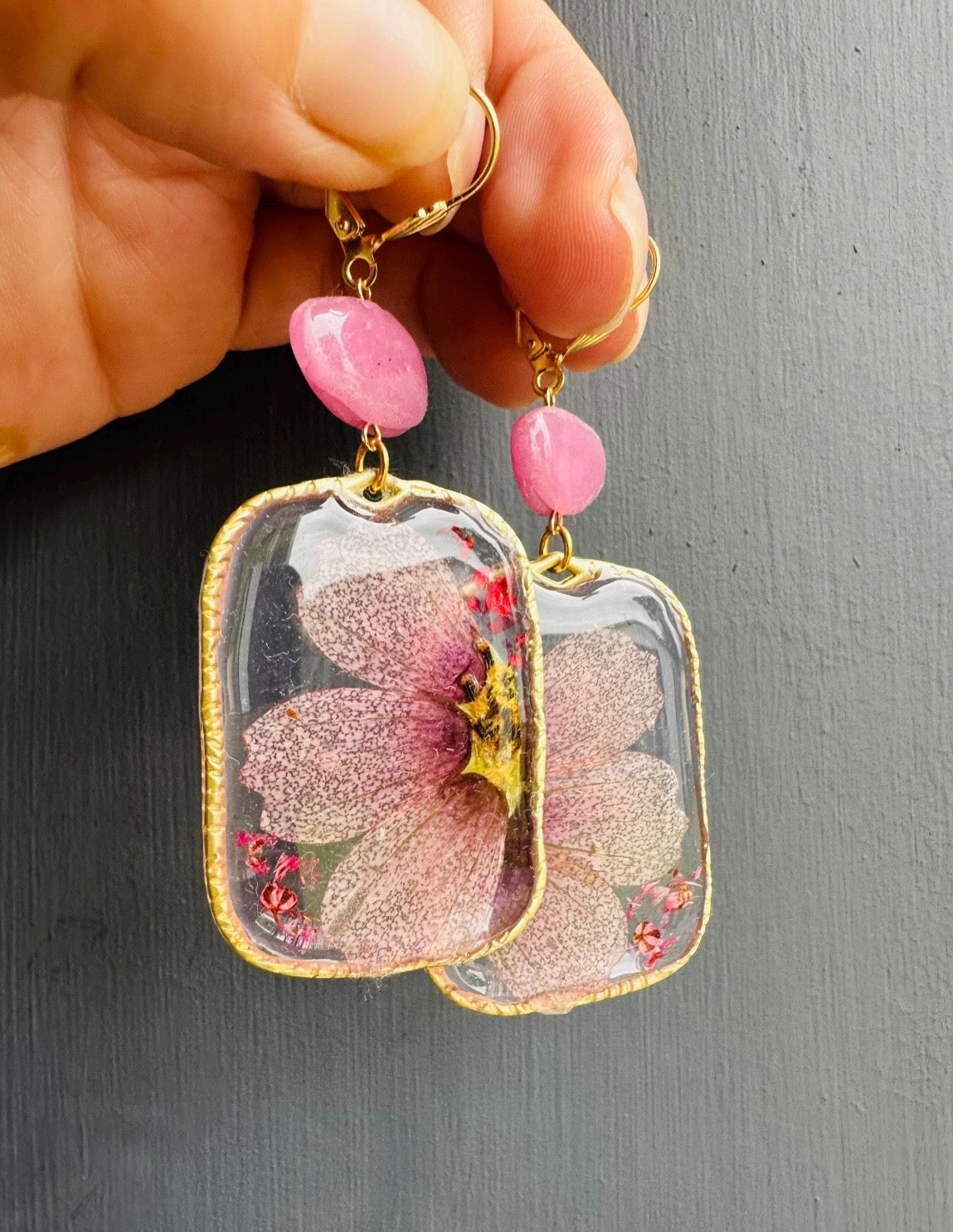 Lavender pressed flower resin earrings