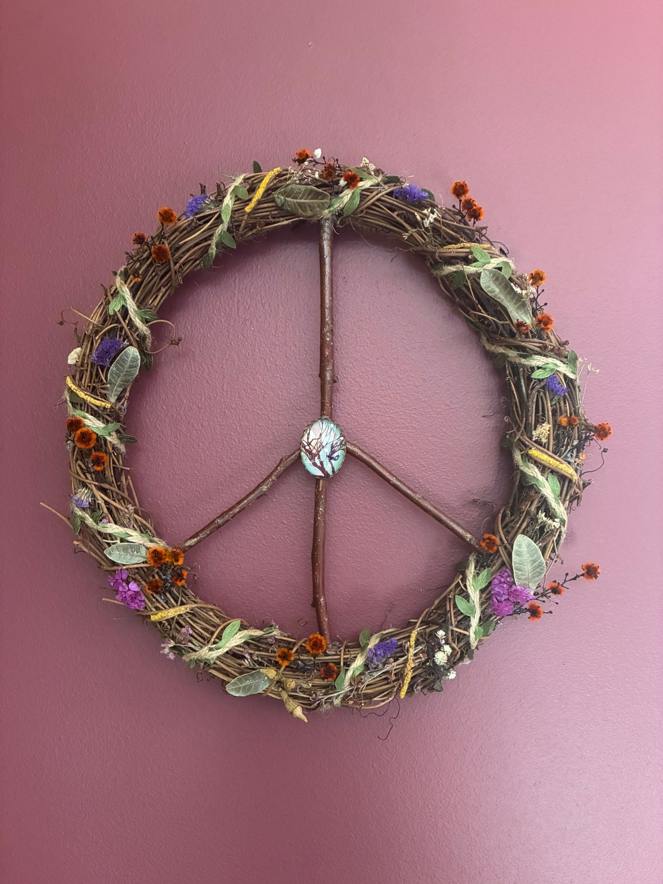 Wreath of Peace (Measures 33cm x 33cm)