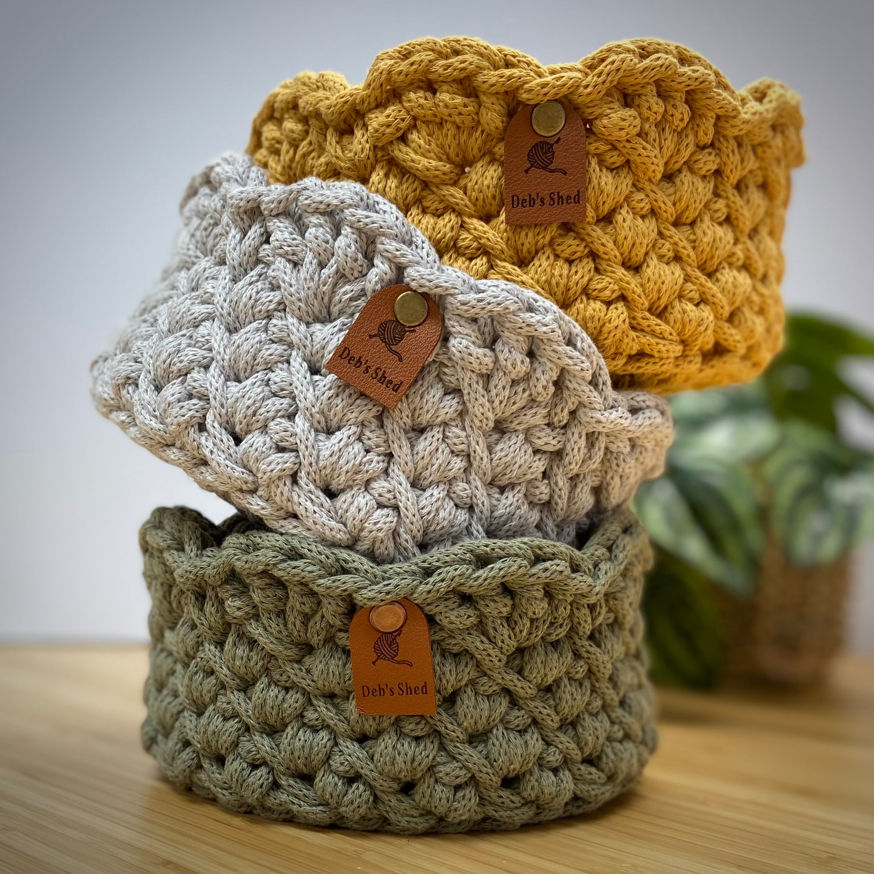 Crochet Basket with Scallop Edge