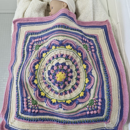 Sweet Caroline Vintage style Crochet Baby Blanket Pram size