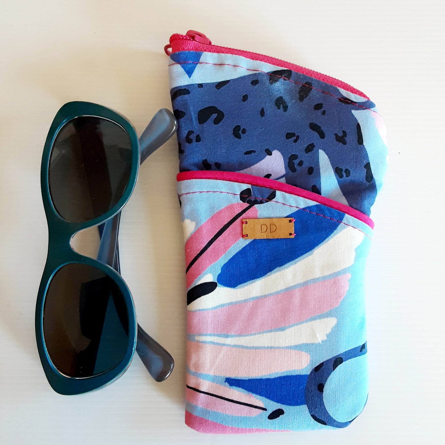 Handmade Padded Sunglass Case, Zippered Eyeglass Pouch