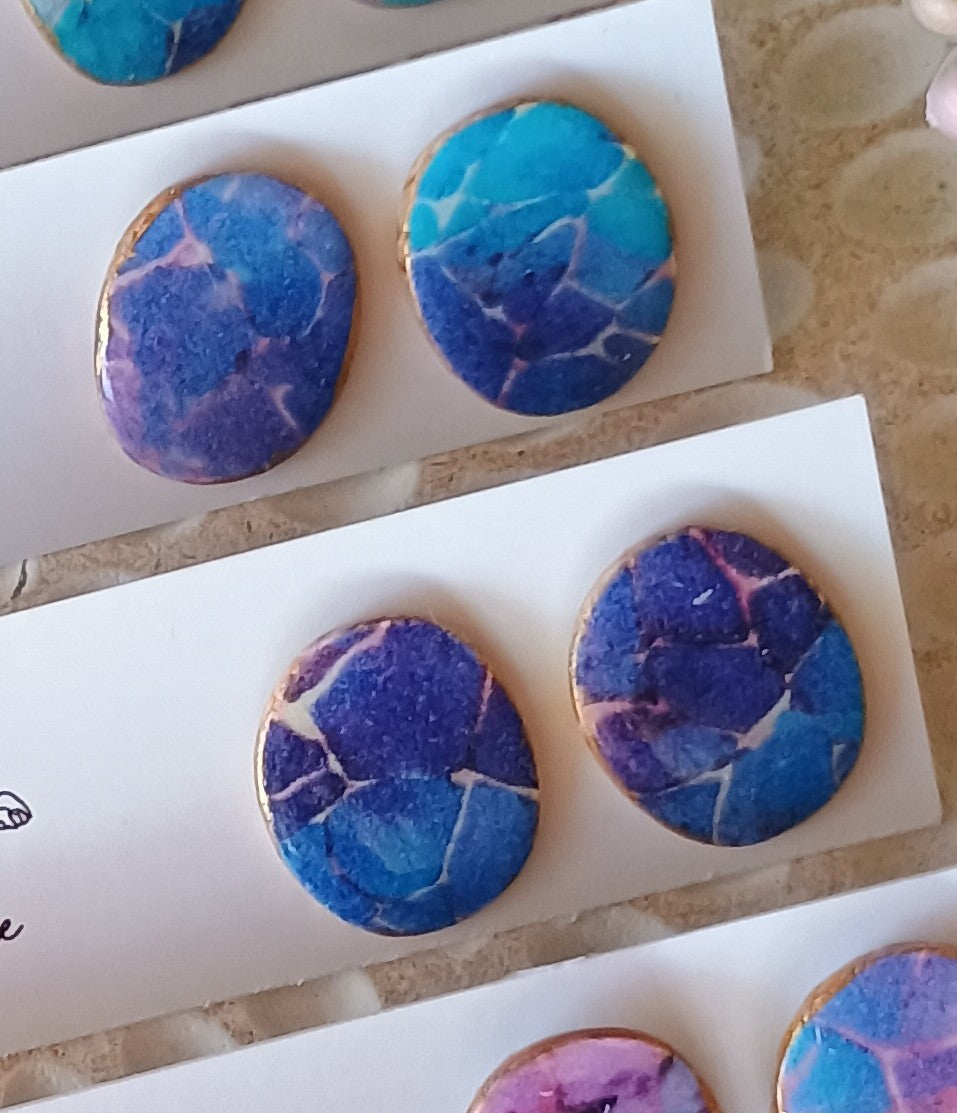 Organic stud earrings- watercolour marble