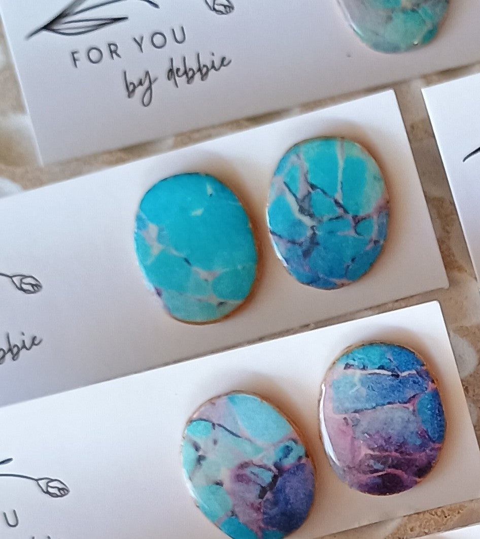 Organic stud earrings- watercolour marble