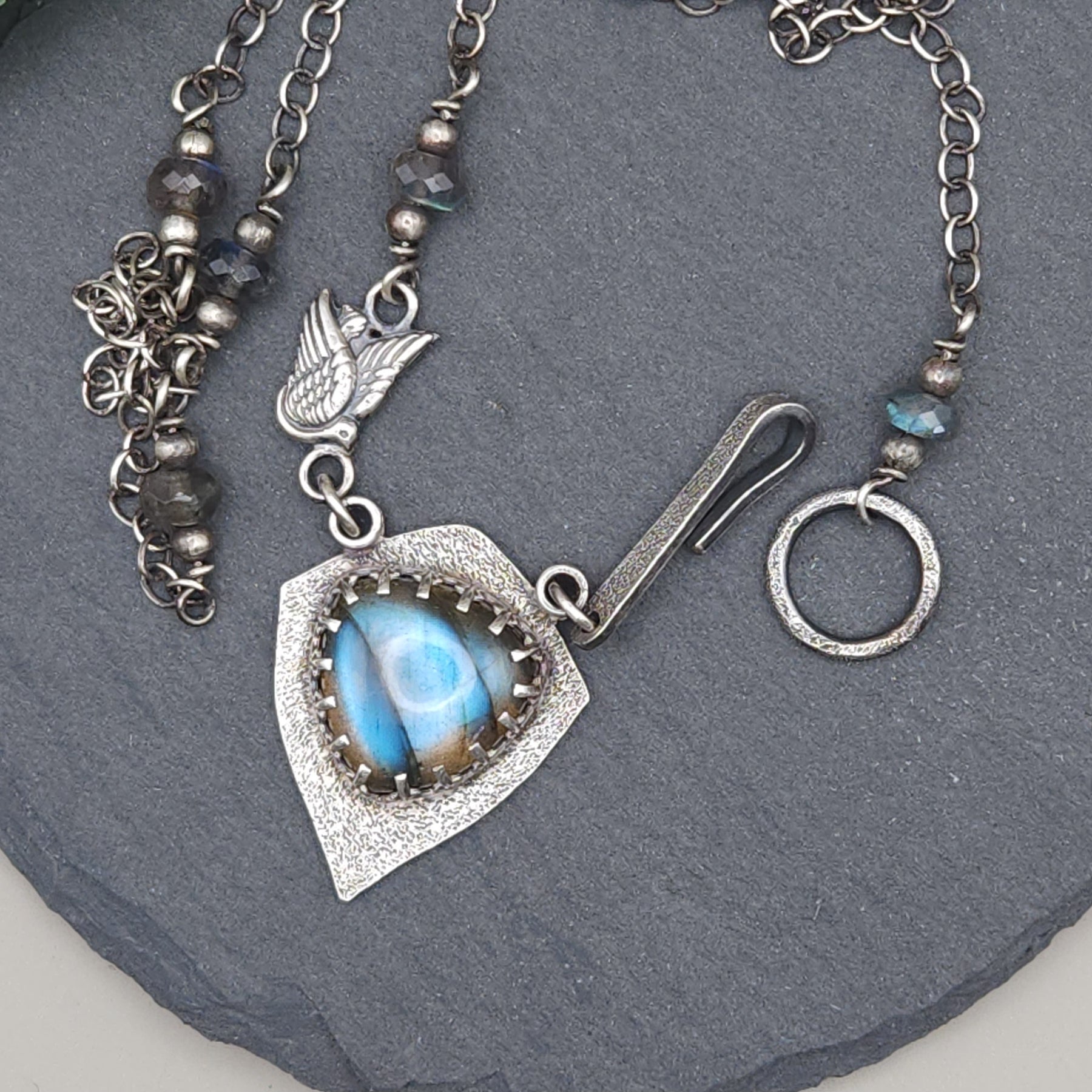 'On the wings of hope' silver necklace with labradorite