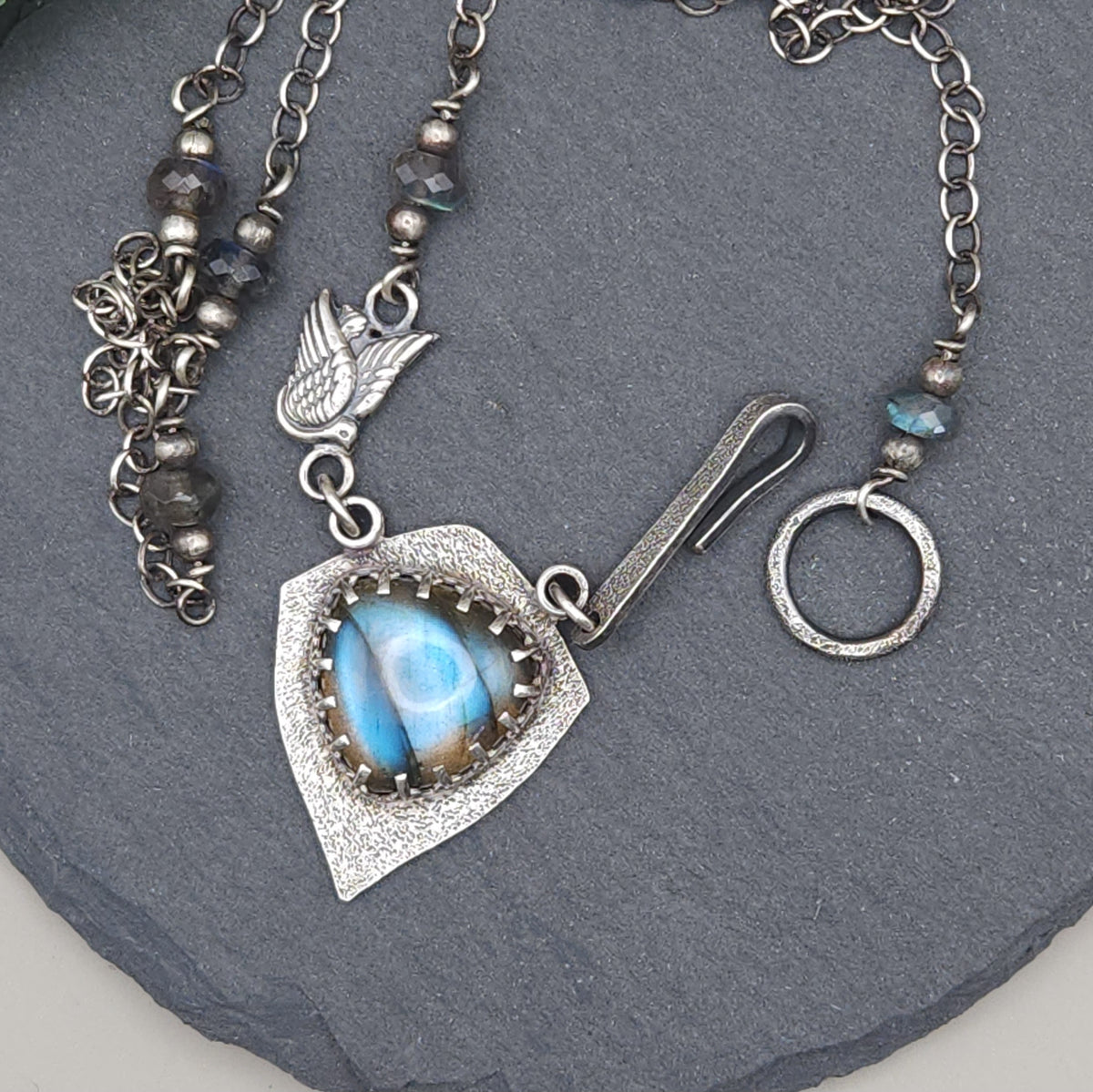 'On the wings of hope' silver necklace with labradorite