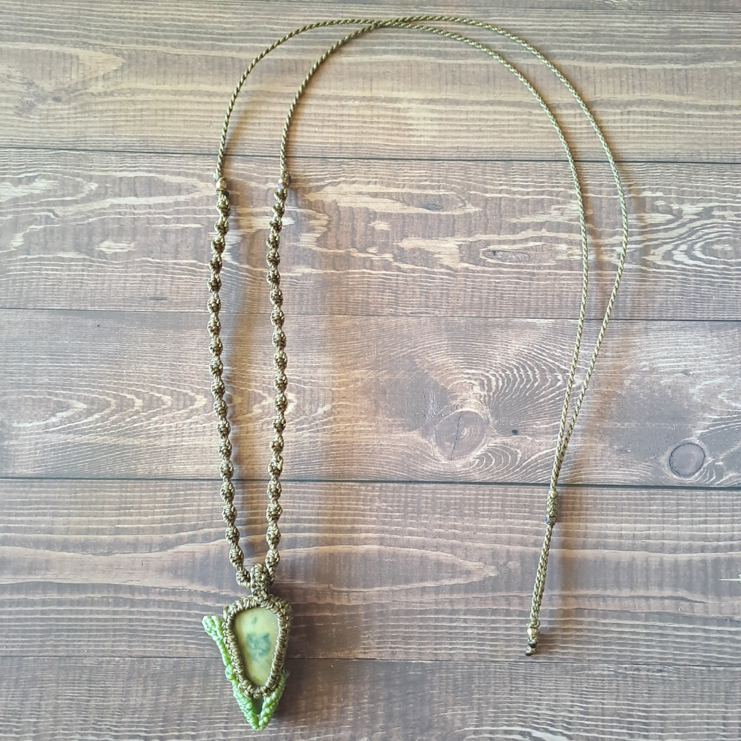 Lemon Chrysoprase Micro Macramé Necklace