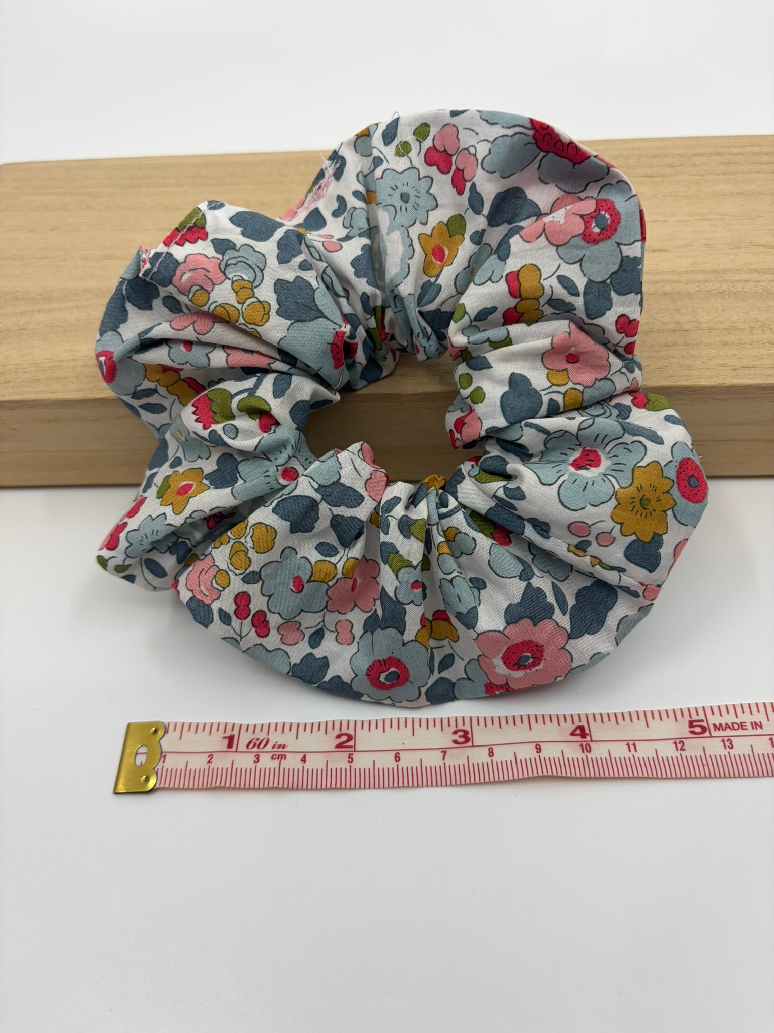 (Copy) Liberty Fabric Luxury Handmade gift box including a zipper pouch, ear rings and scrunchie