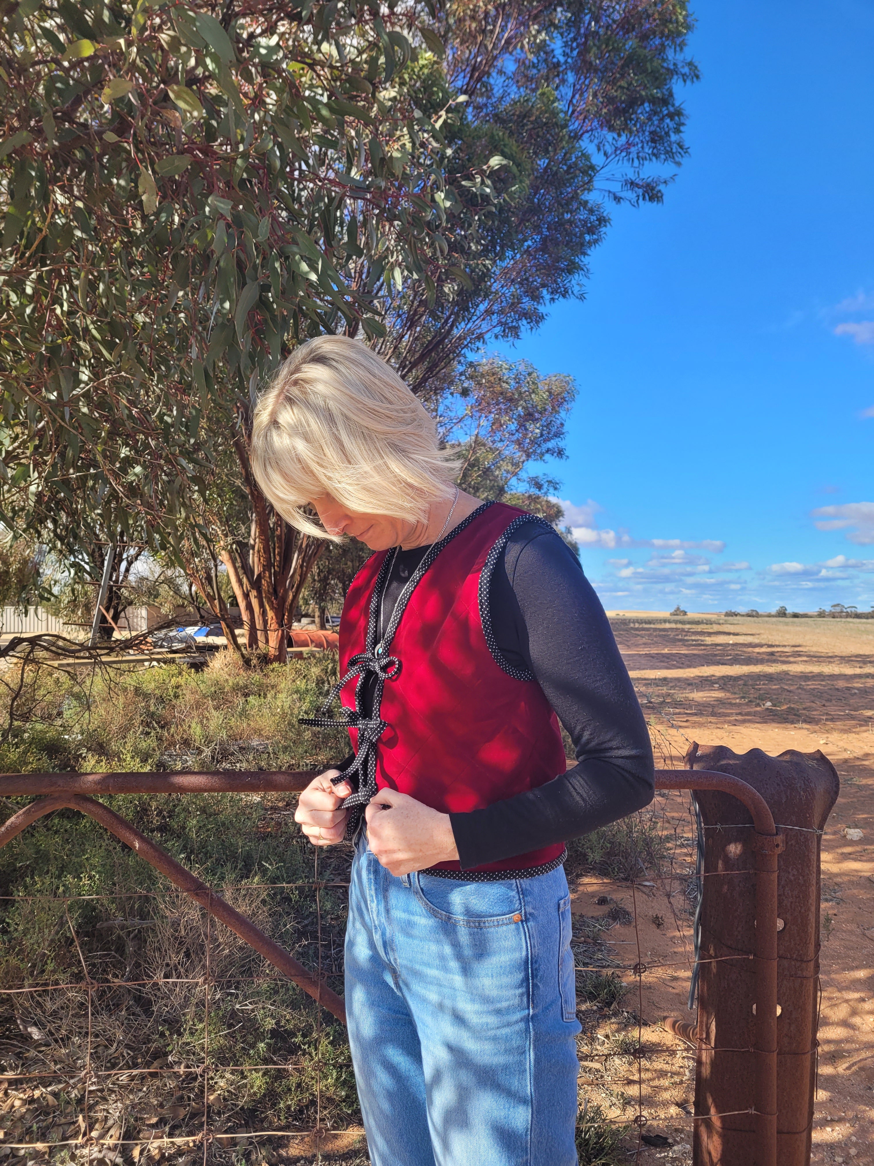 Gift Box - Reversible Tie Front Vest - XS/S