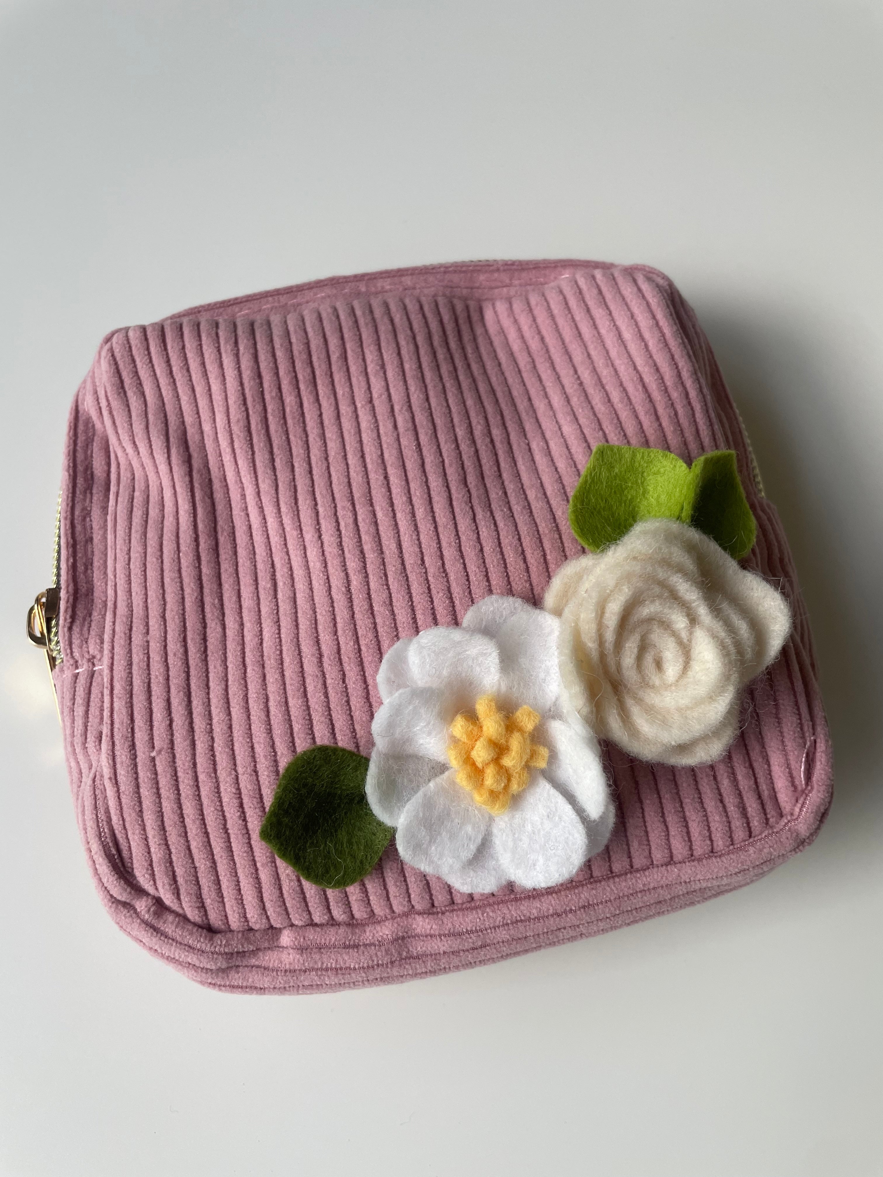 Petite Bloom Pouch