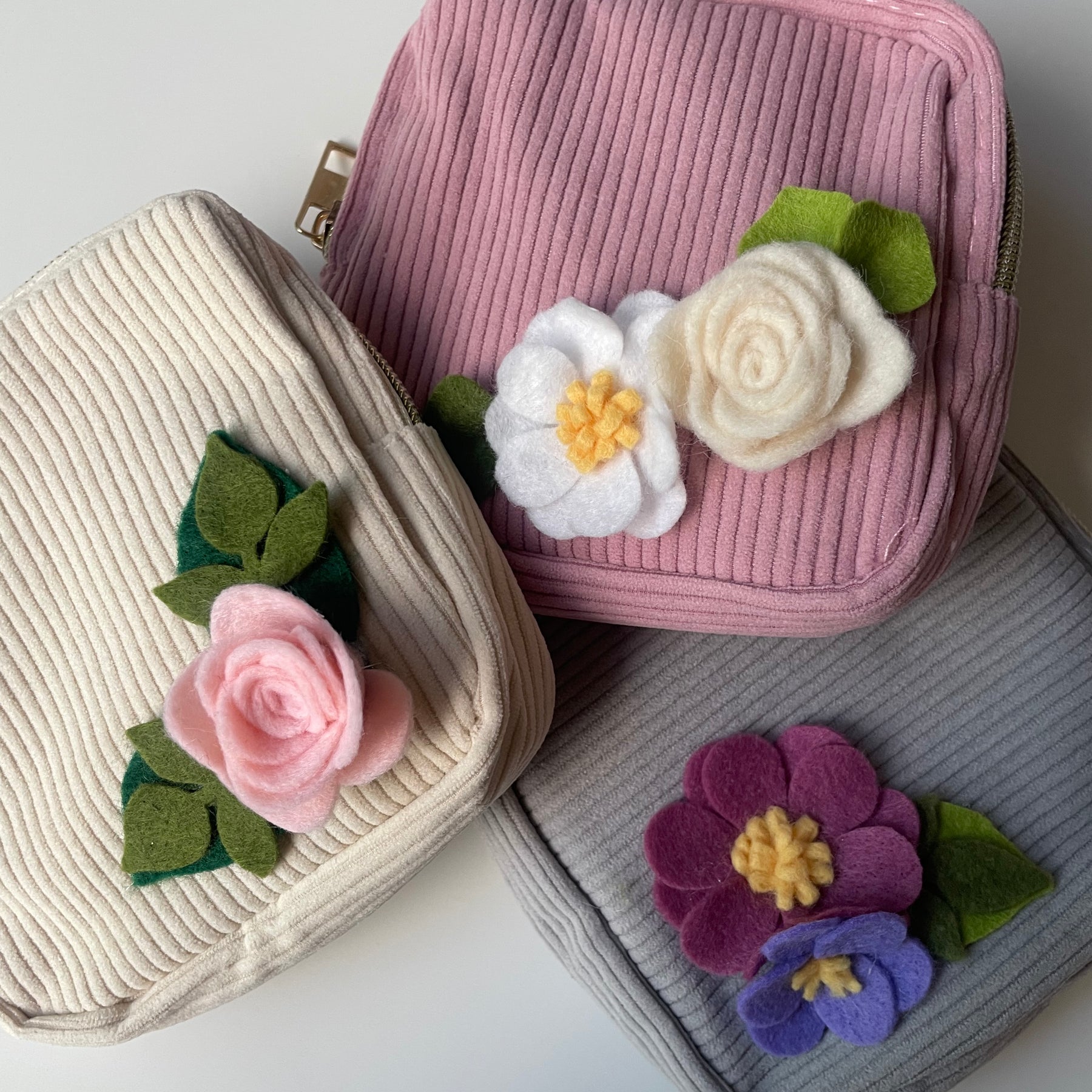 Petite Bloom Pouch