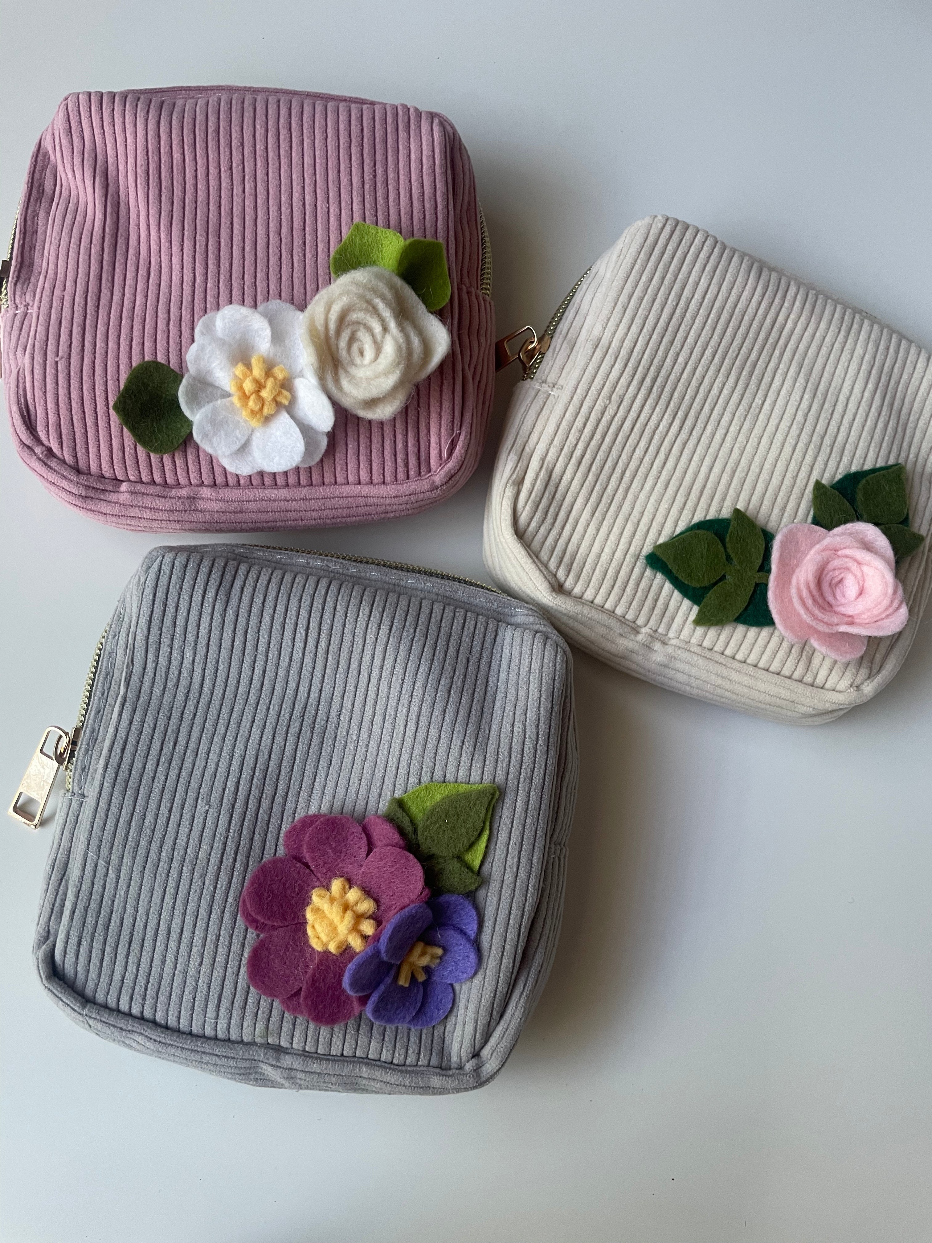 Petite Bloom Pouch