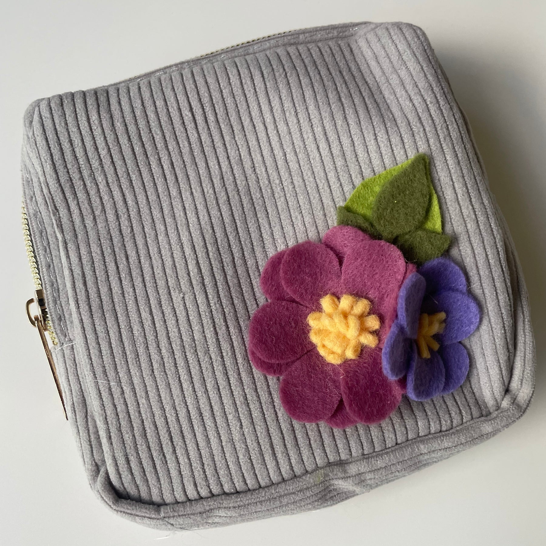 Petite Bloom Pouch