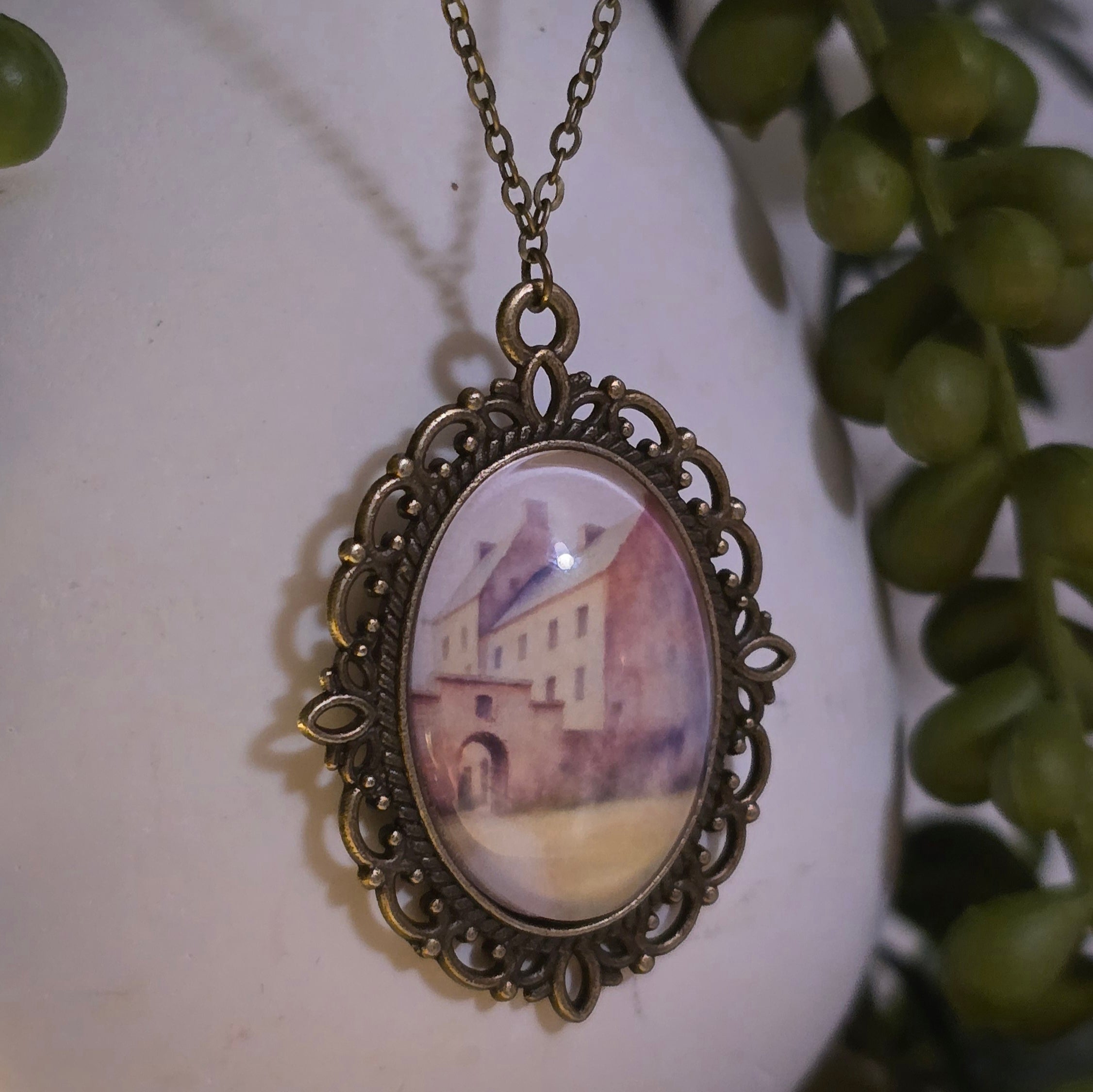 Midhope Castle Necklace | Inspired by Lallybroch on Outlander - Colour