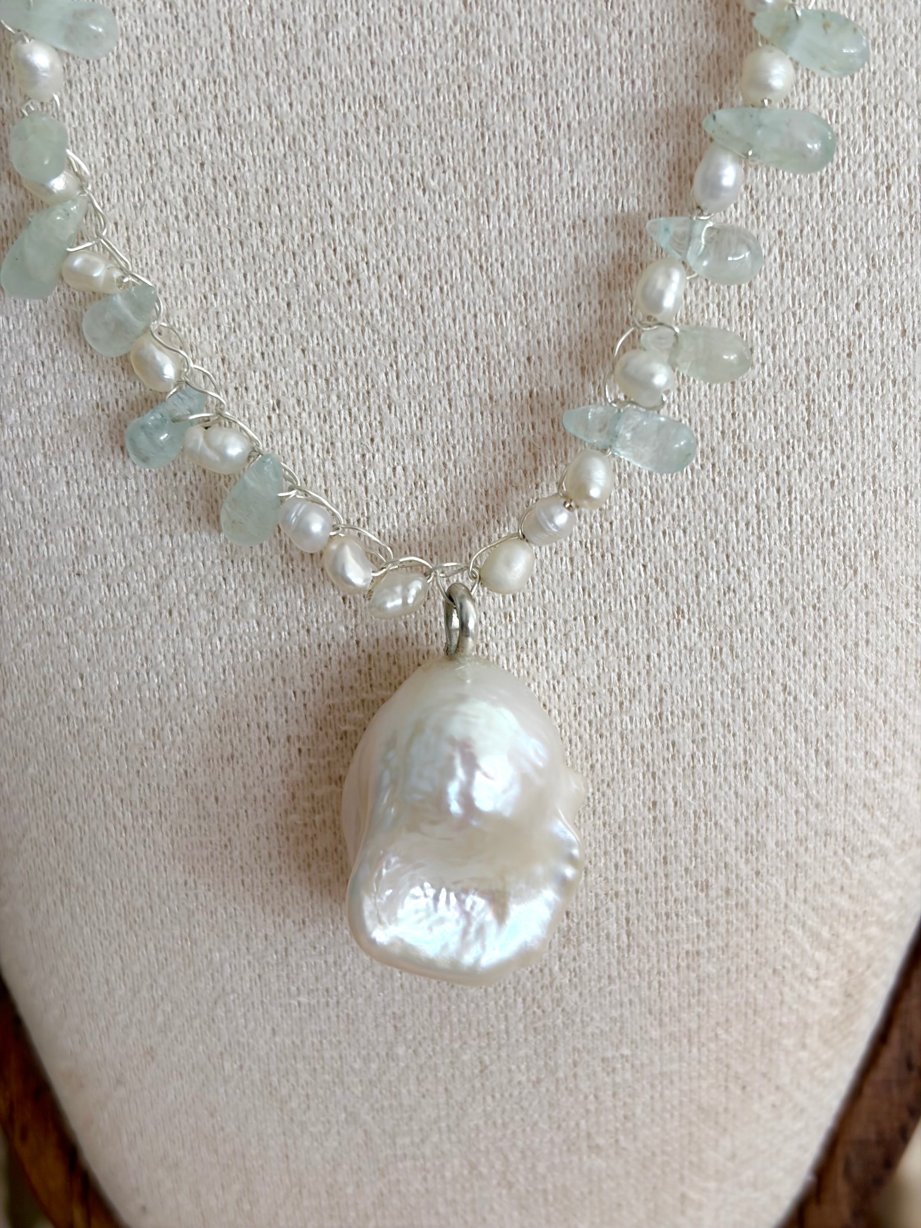 “The One” Necklace Aquamarine and Pearls