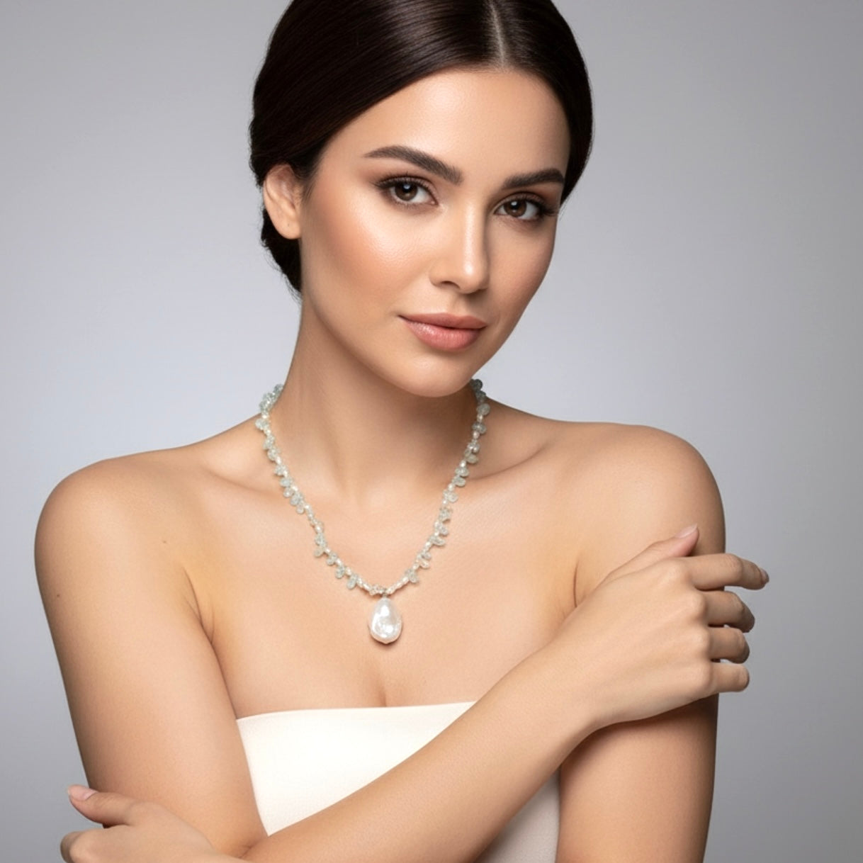 “The One” Necklace Aquamarine and Pearls