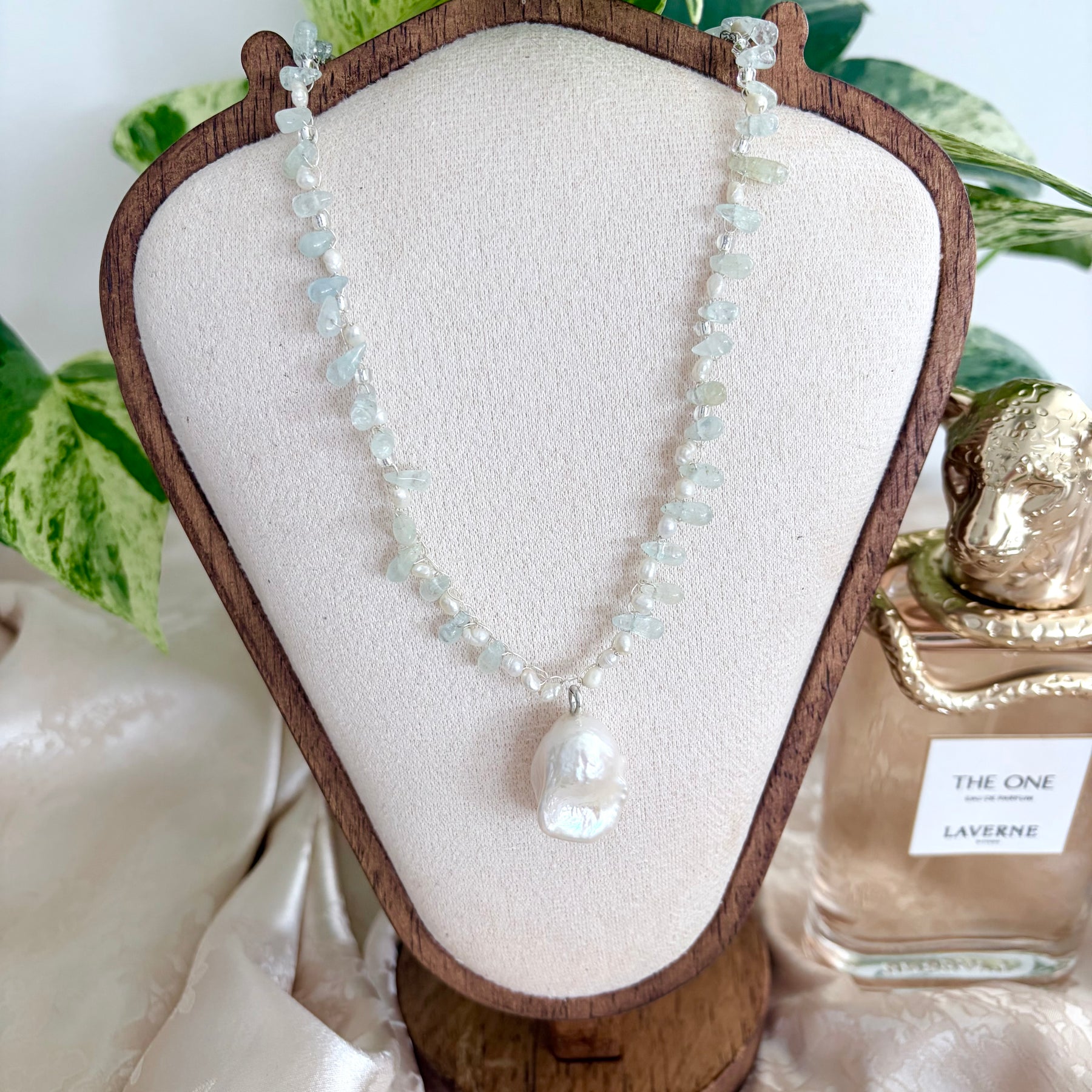 “The One” Necklace Aquamarine and Pearls