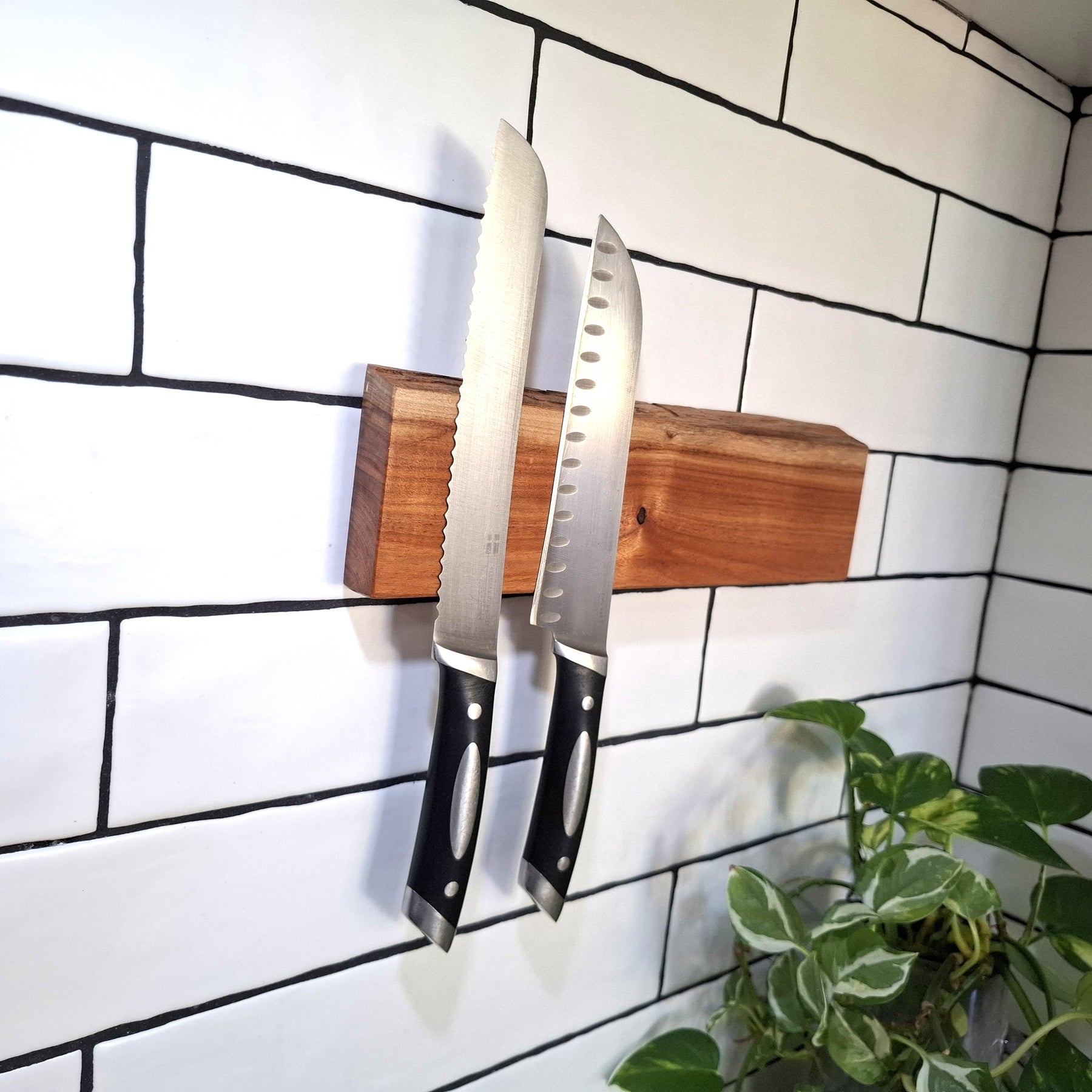 Handmade Wooden Magnetic Knife Holder: Wall-Mounted Kitchen Rack