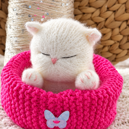 Handmade White Knitted Sleeping Kitty in Fuchsia Pink Basket Toy