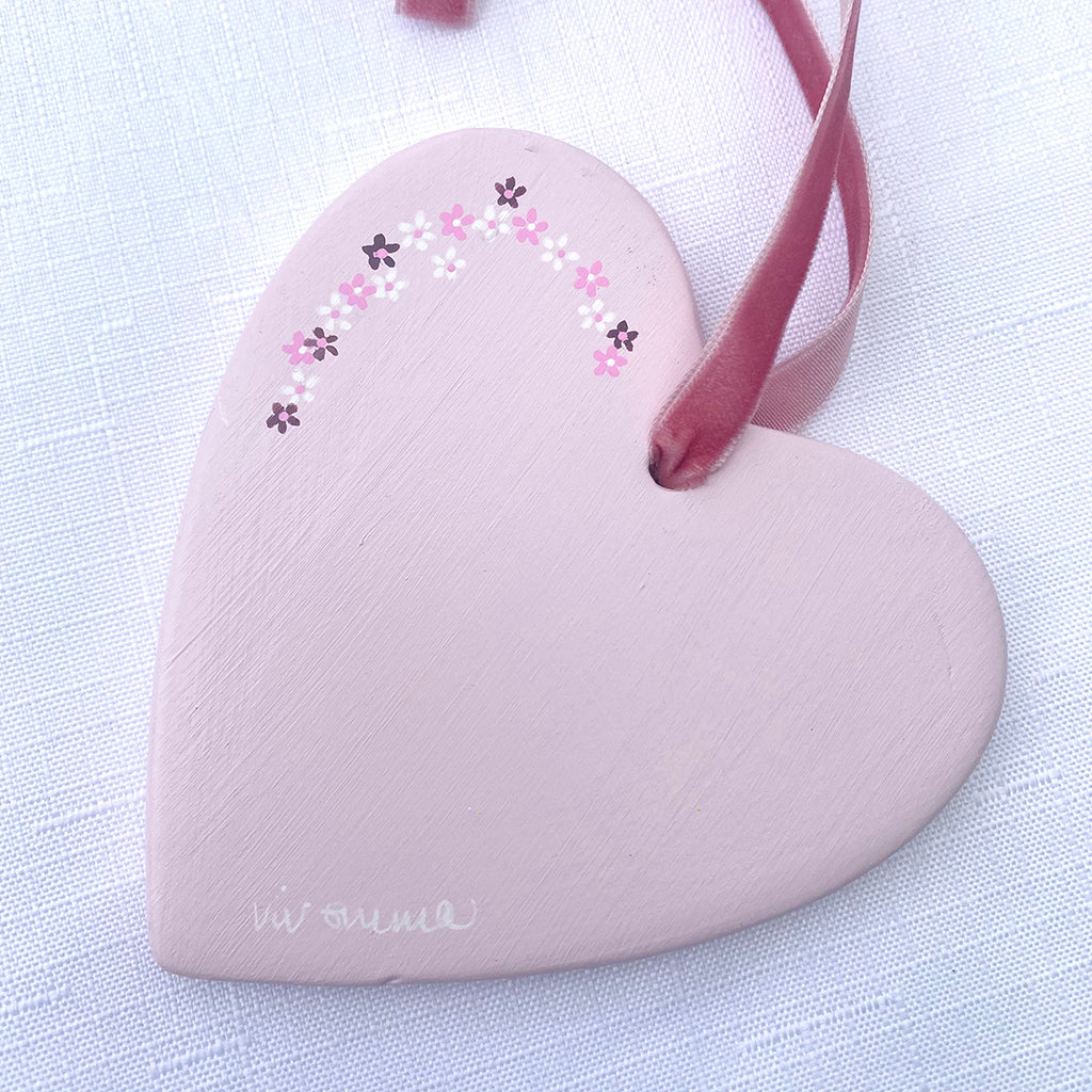 Hand-Painted Ceramic Heart Decoration - Pink Bouquet