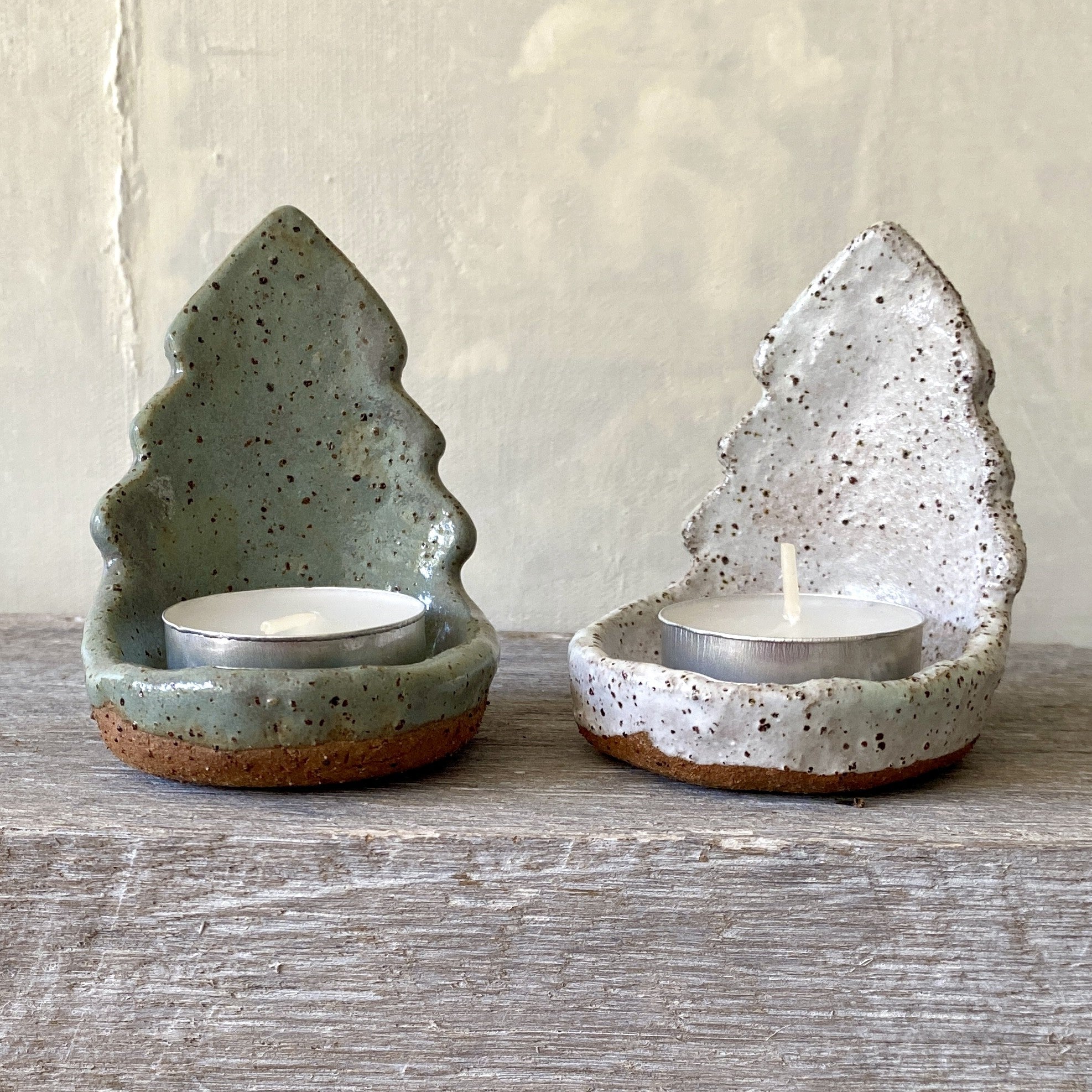 Ceramic Christmas Tree Tealight in White