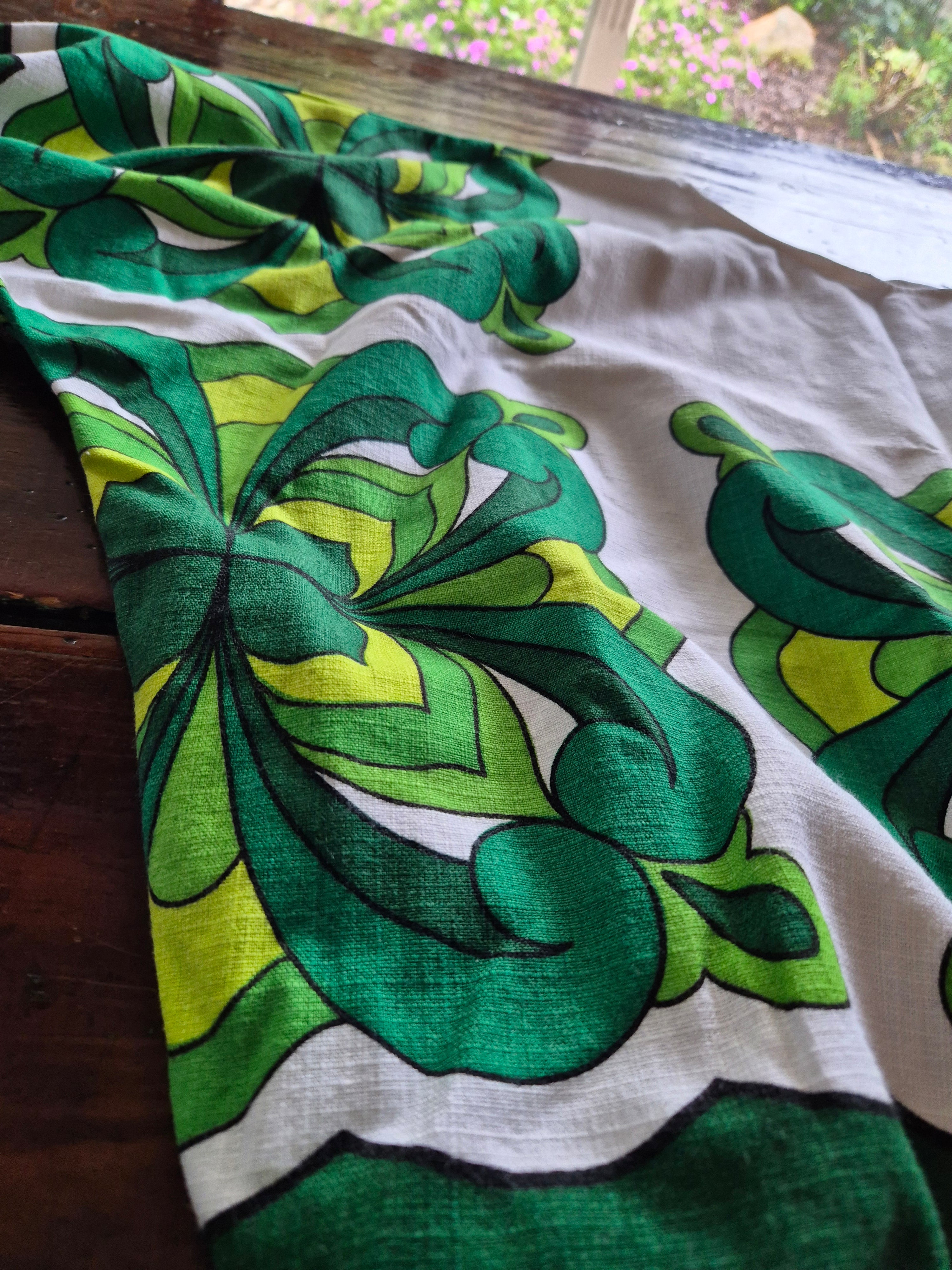 Upcycled Vintage Tablecloth top. Bold Green design