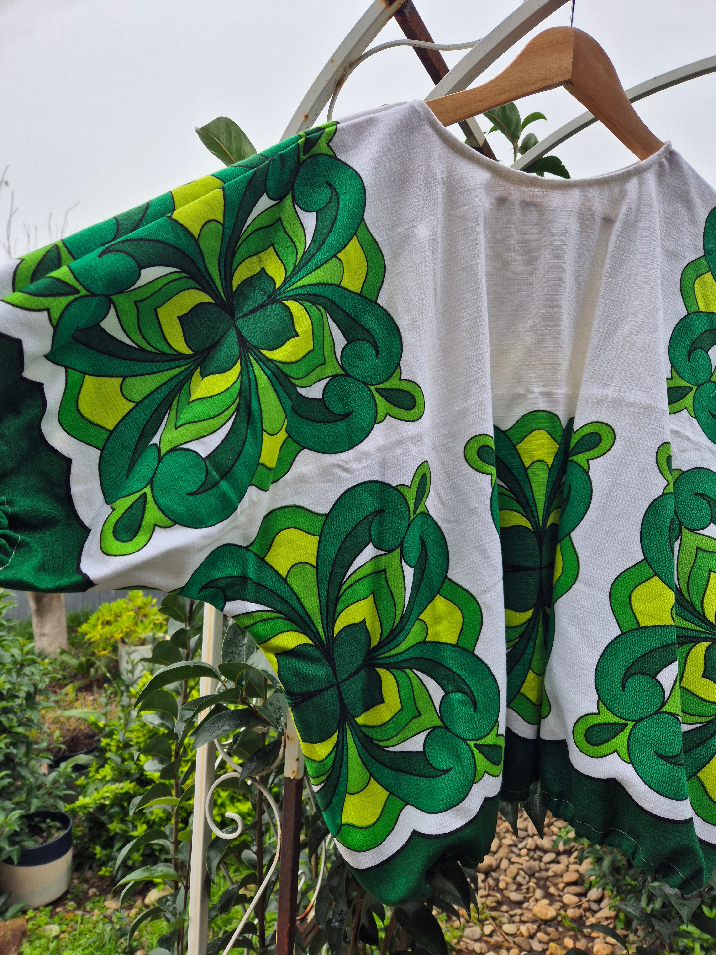 Upcycled Vintage Tablecloth top. Bold Green design