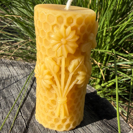 Honeycomb Bouquet Beeswax Candle