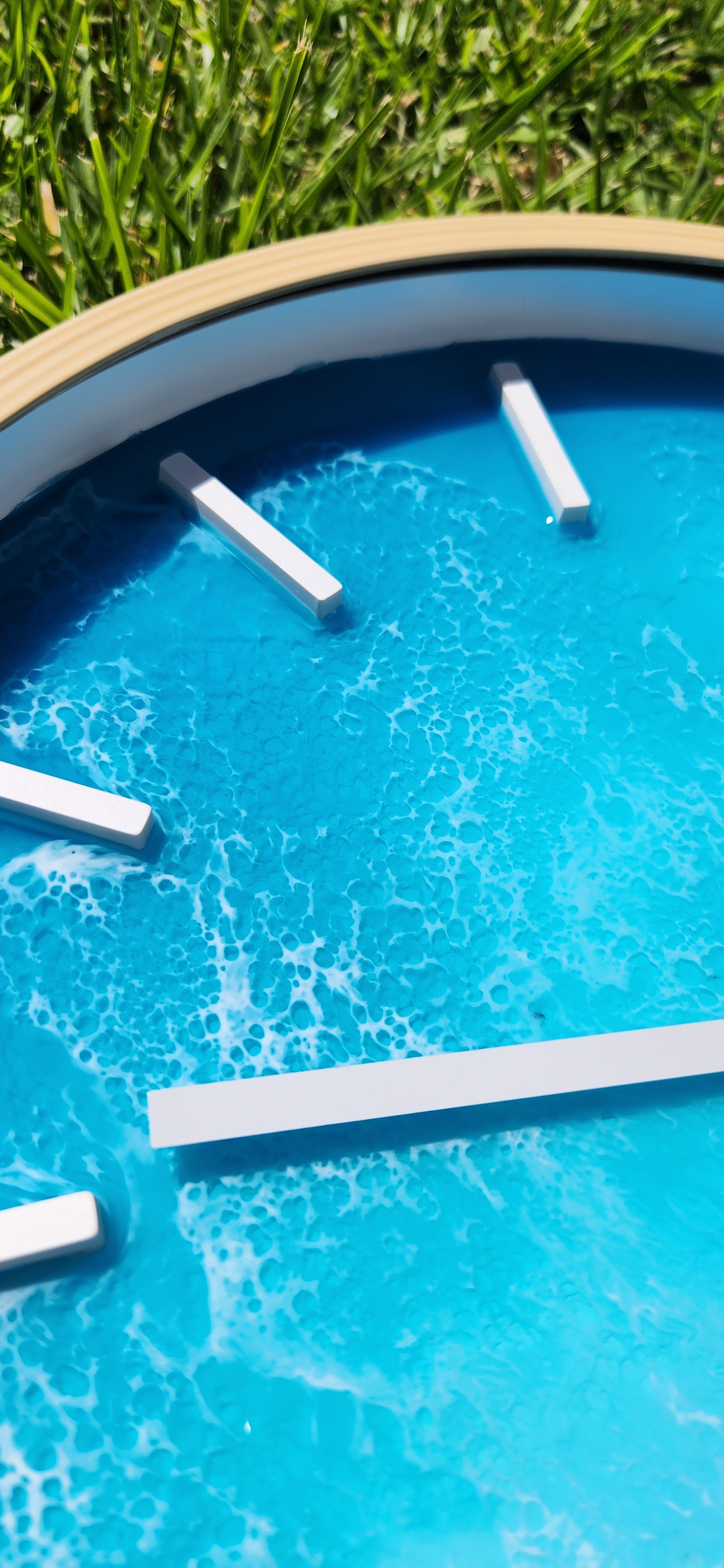 30 cm Turquoise-Blue Beach Resin Art Wall Clock