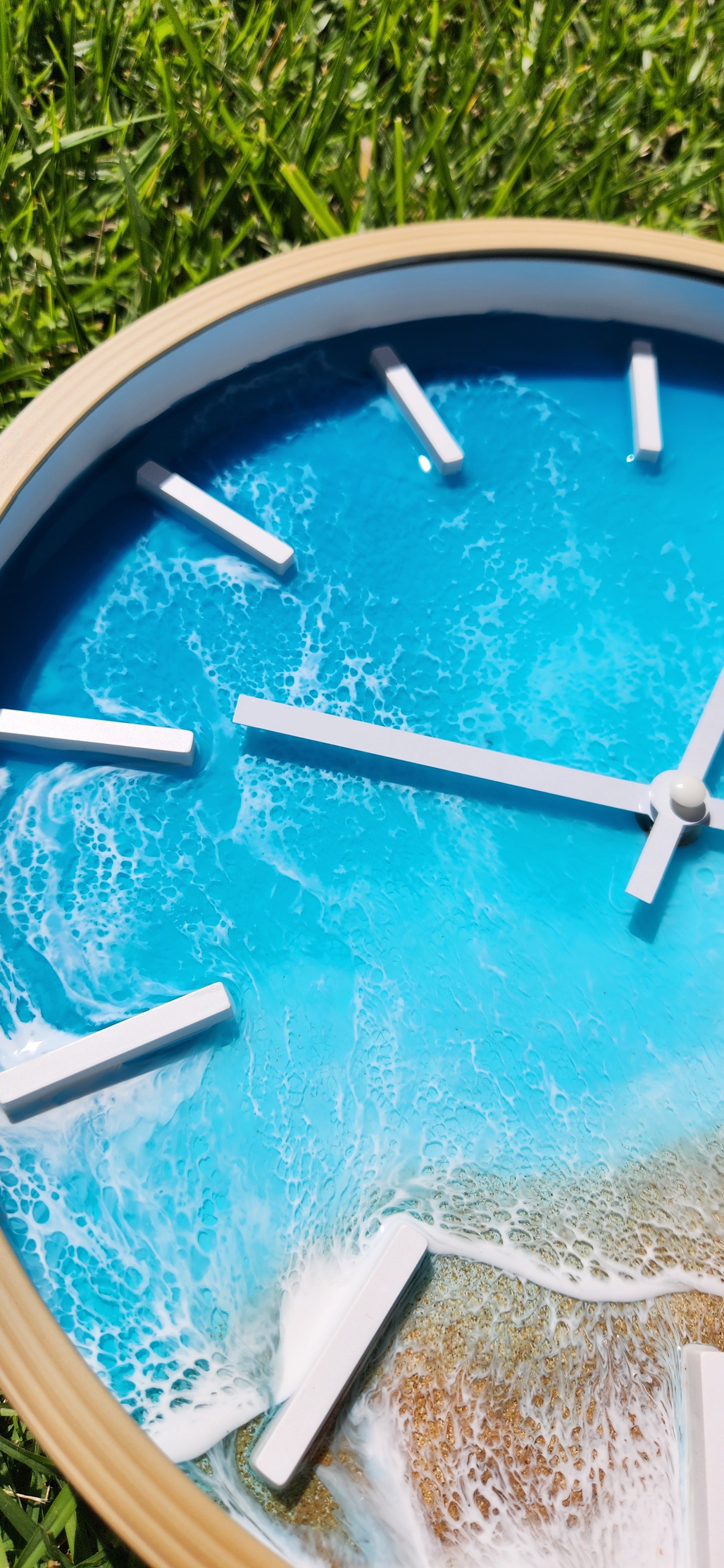 30 cm Turquoise-Blue Beach Resin Art Wall Clock