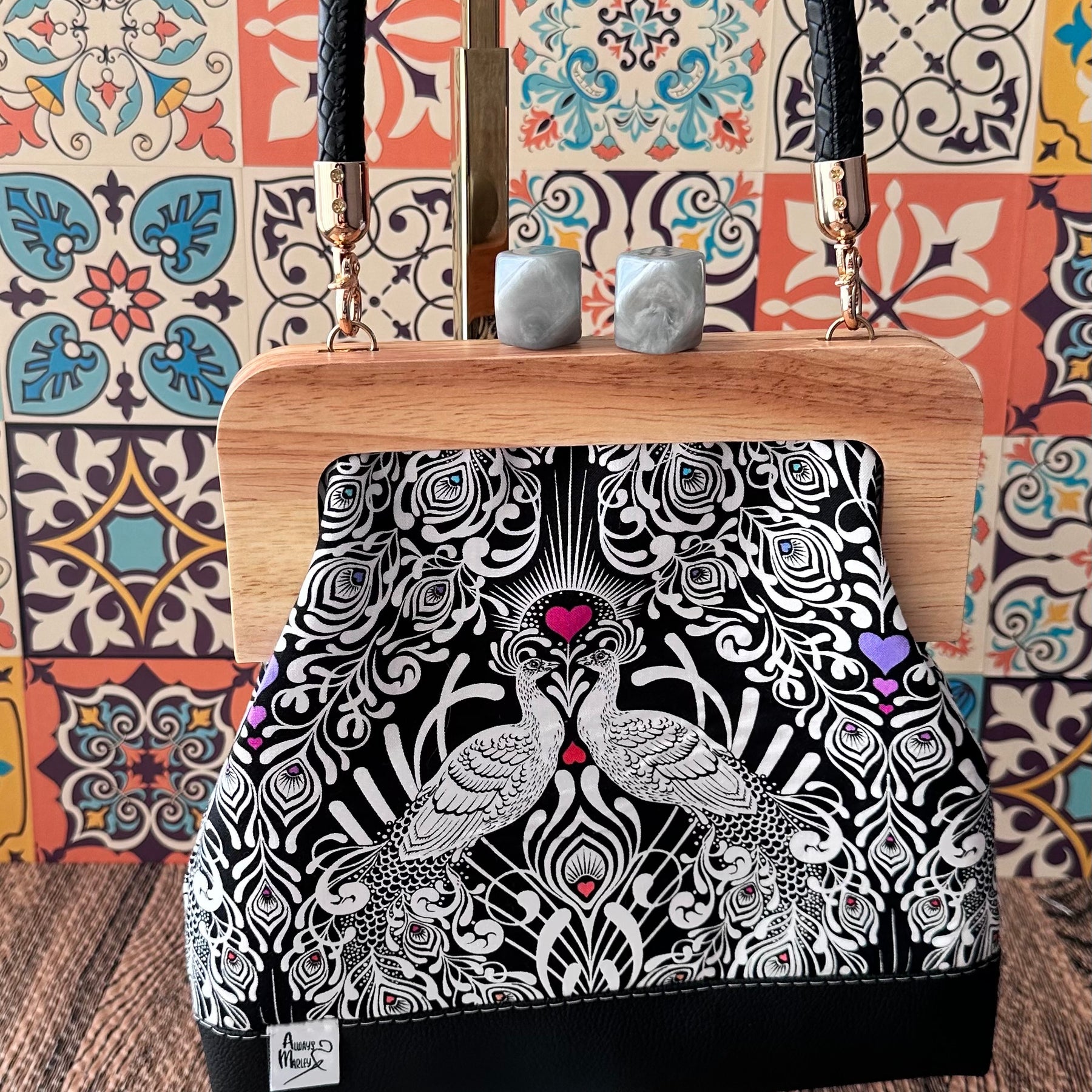 Kiss Lock Clutch with Vinyl Handle